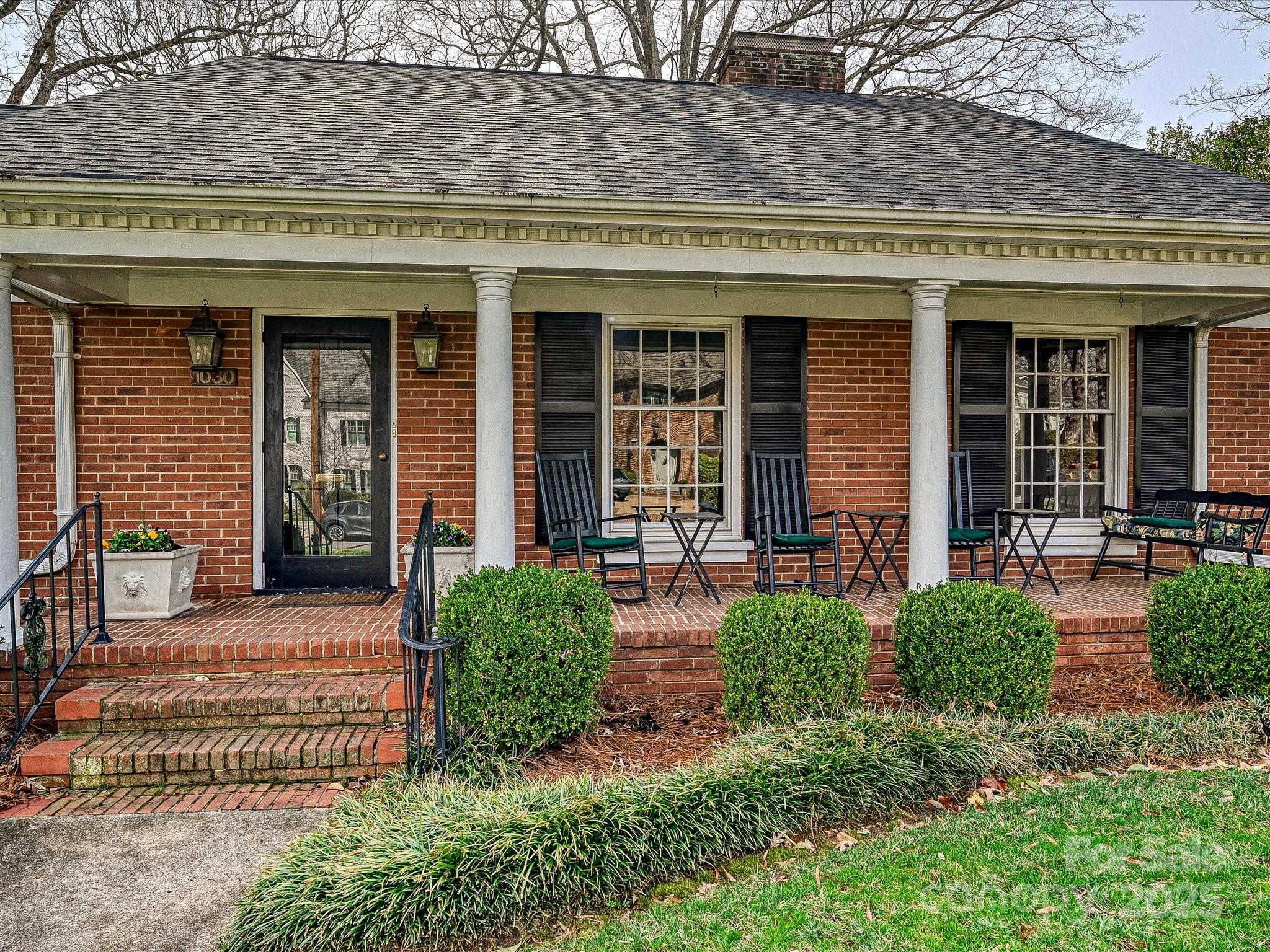 1030 Bolling Road