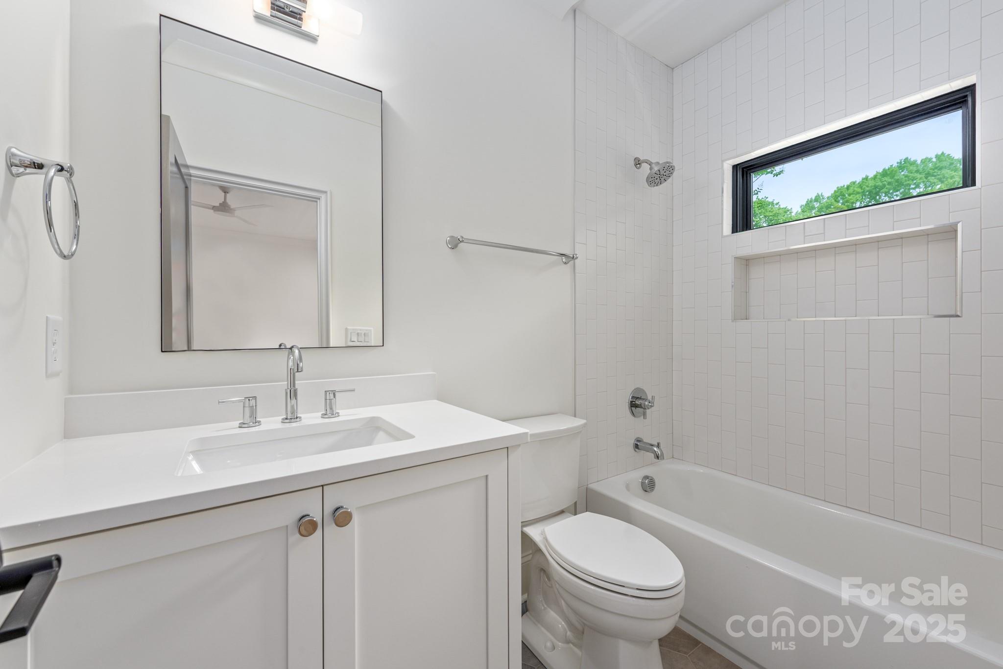 5124 Lansing Drive