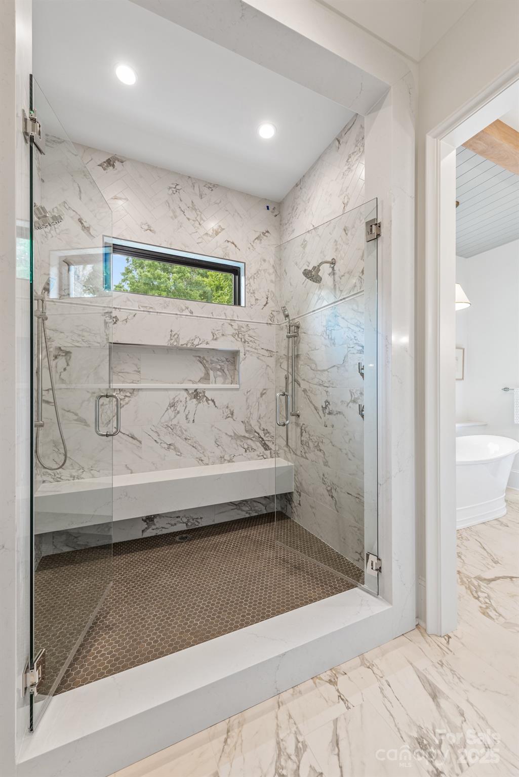 5124 Lansing Drive