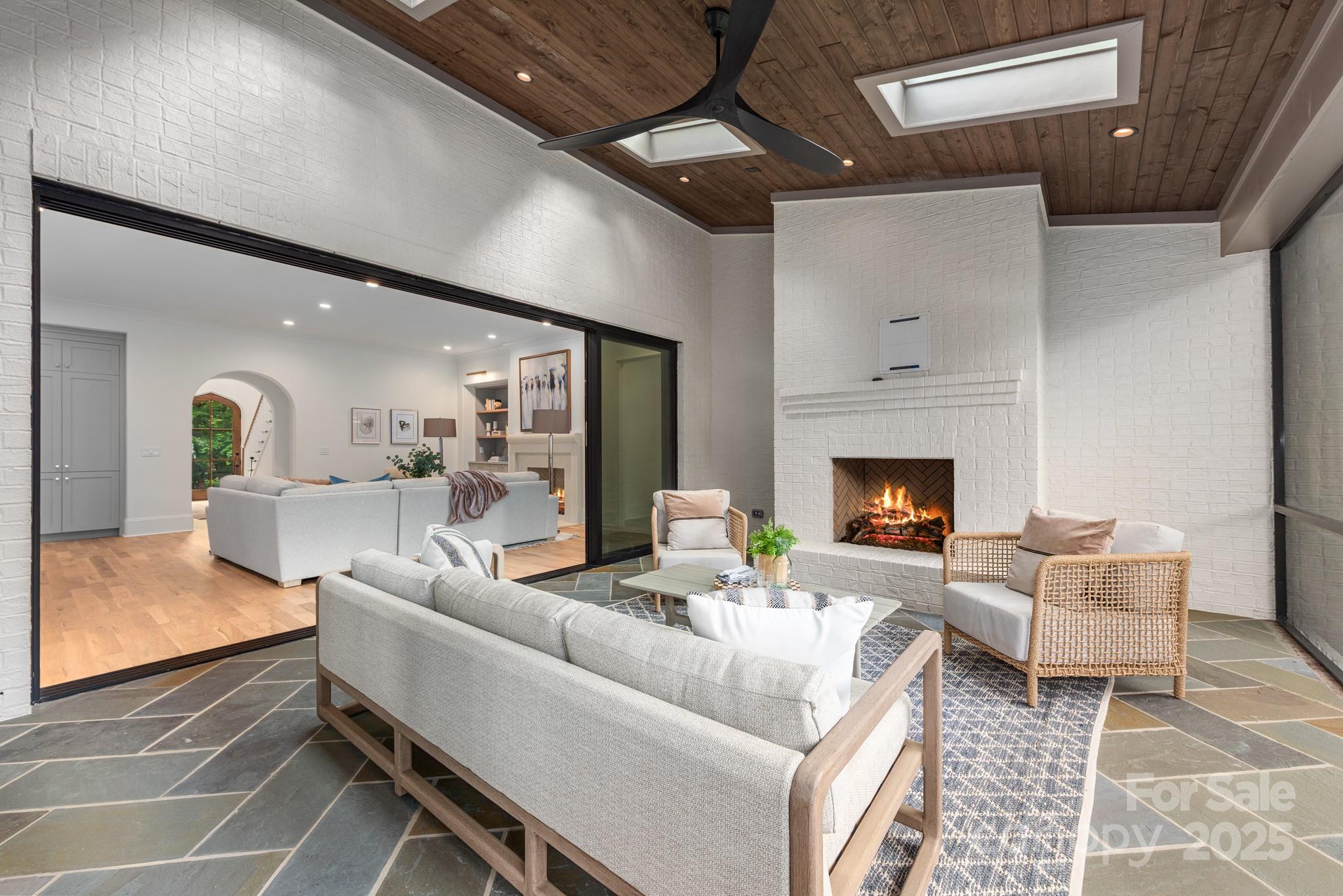 5124 Lansing Drive