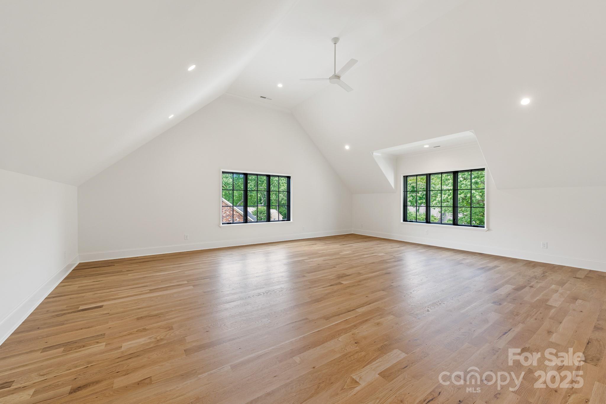 5124 Lansing Drive