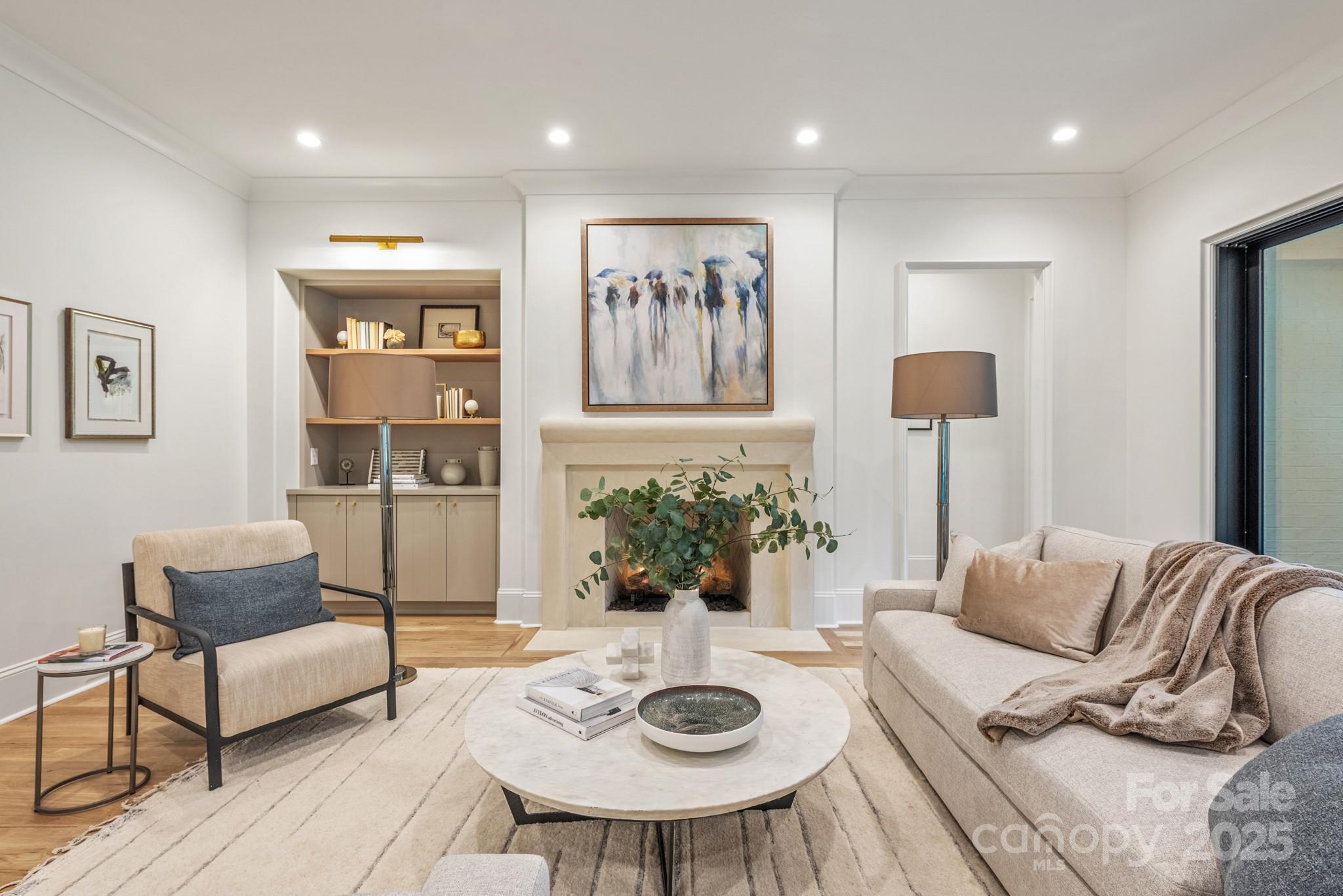 5124 Lansing Drive