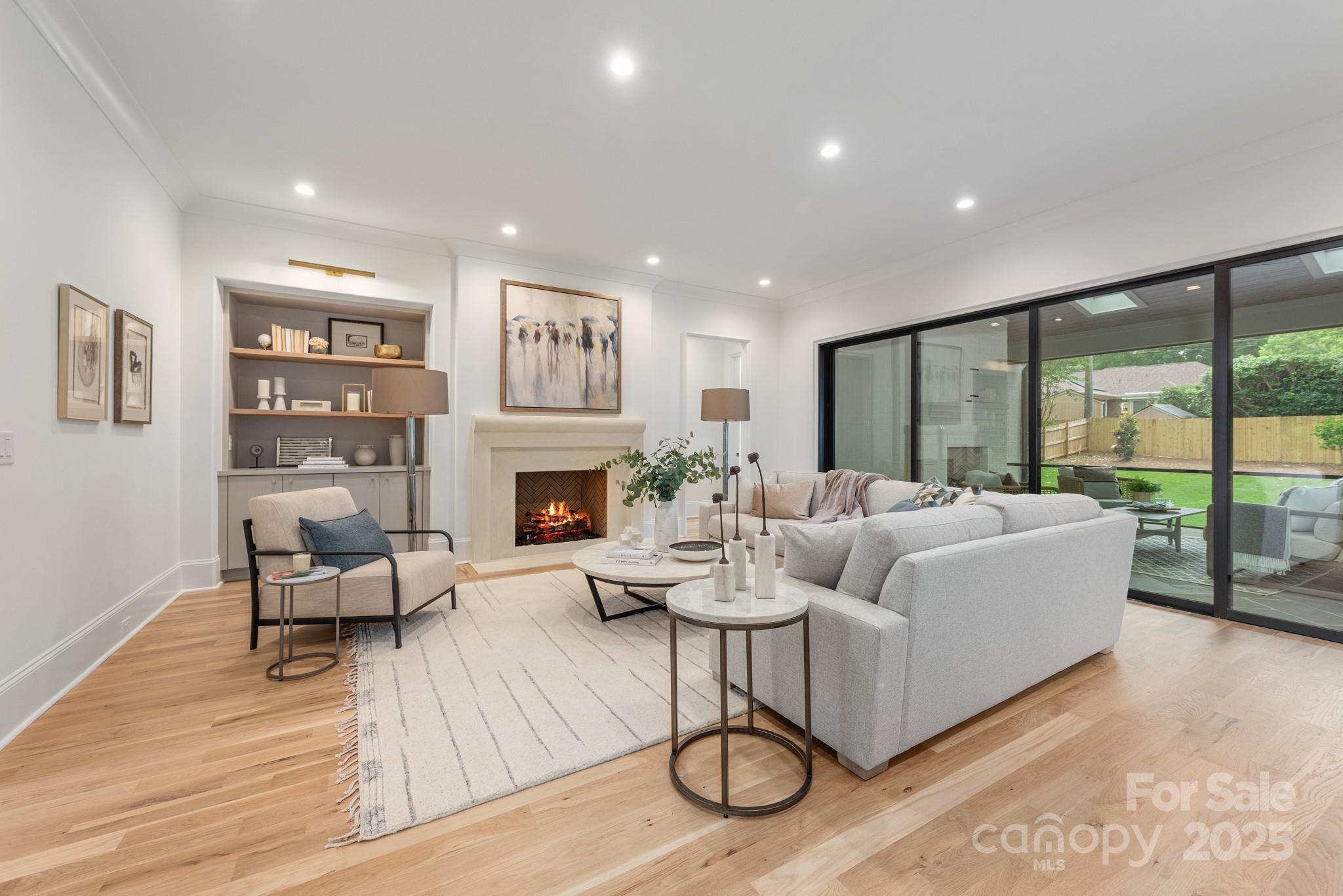5124 Lansing Drive