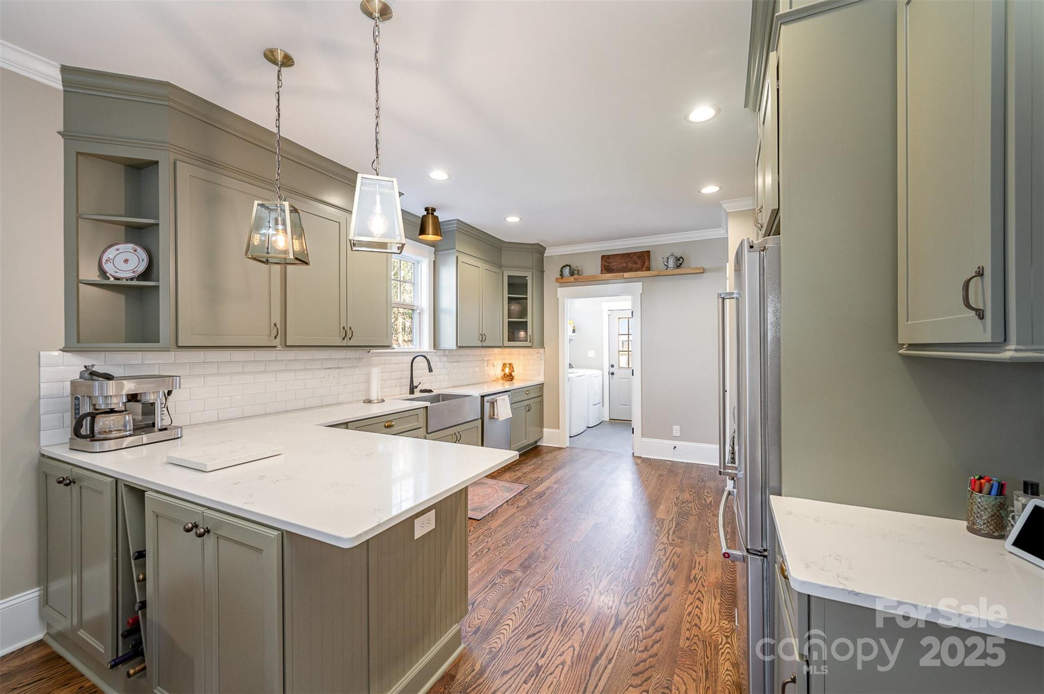 130 N Smallwood Place