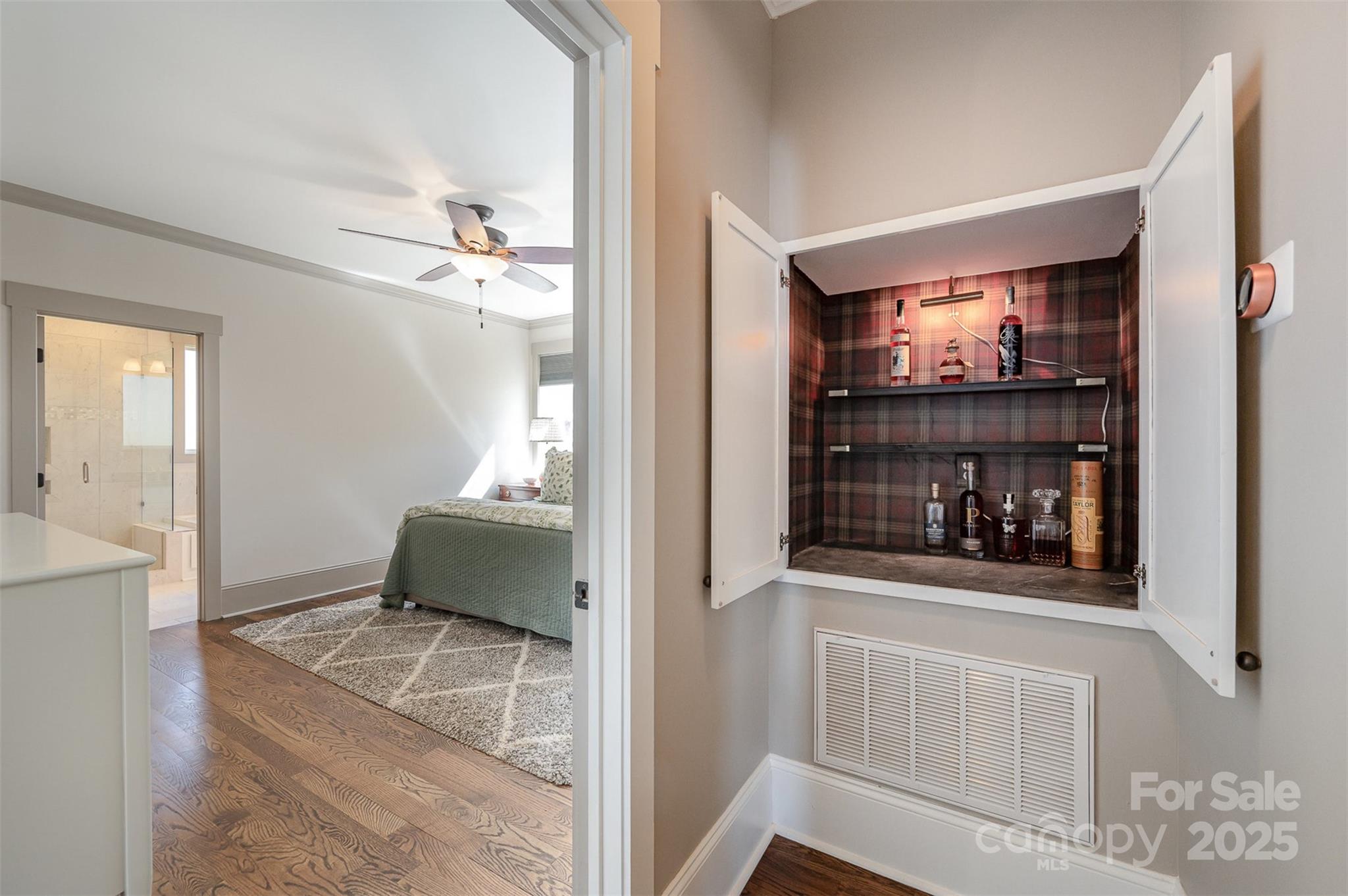 130 N Smallwood Place