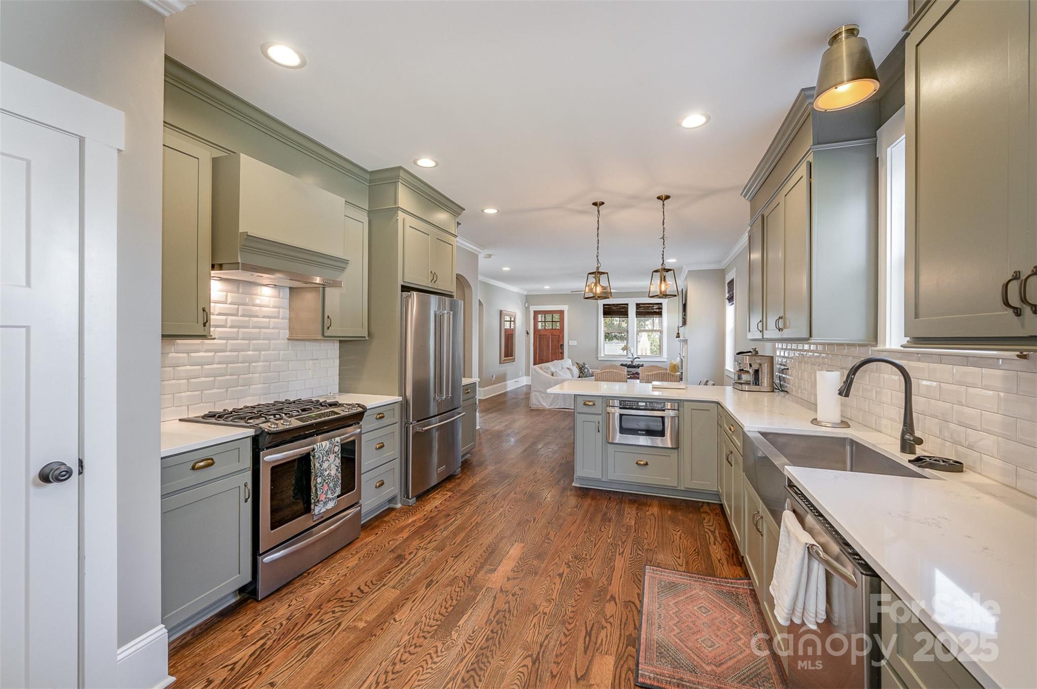 130 N Smallwood Place