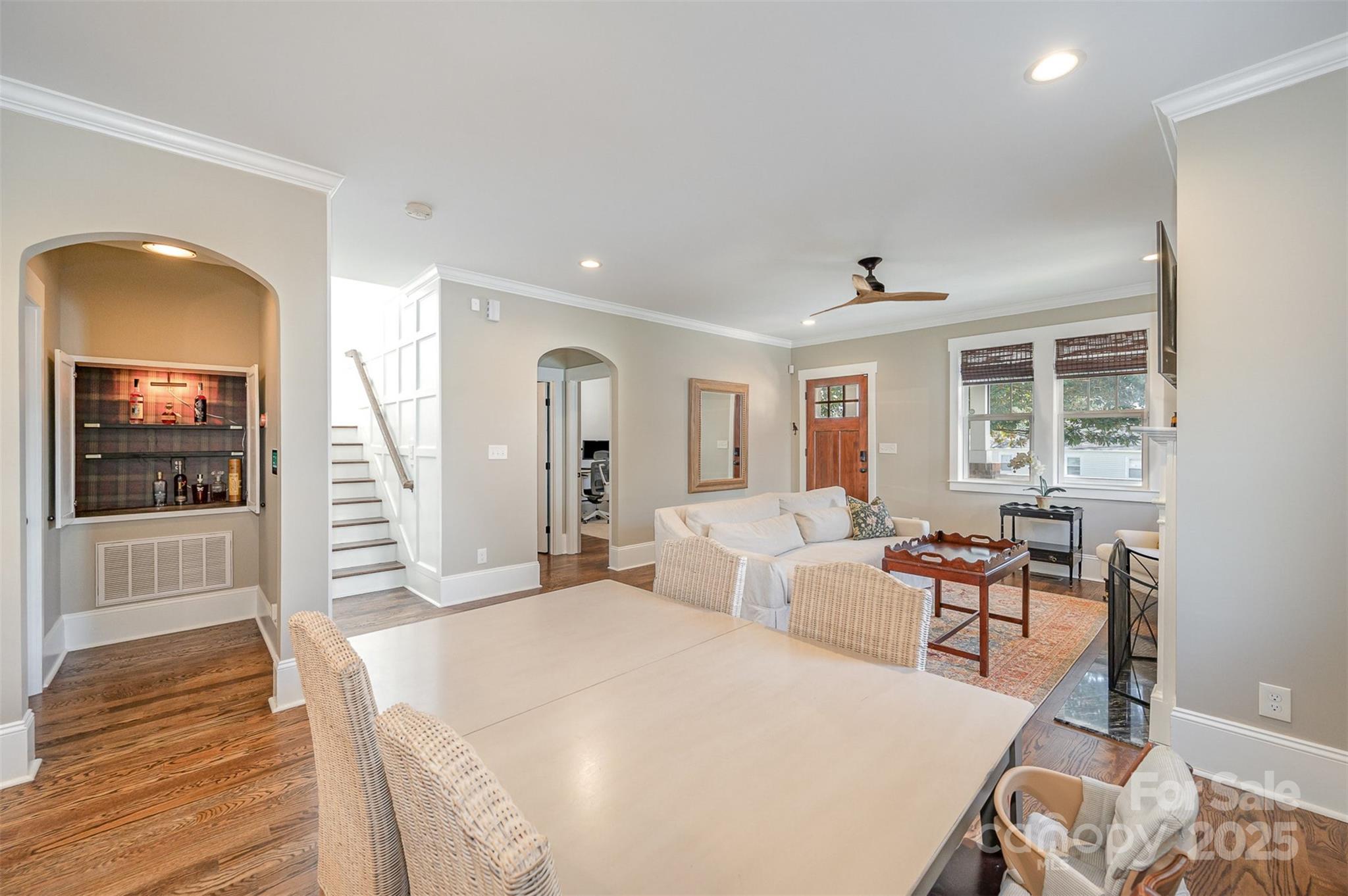 130 N Smallwood Place
