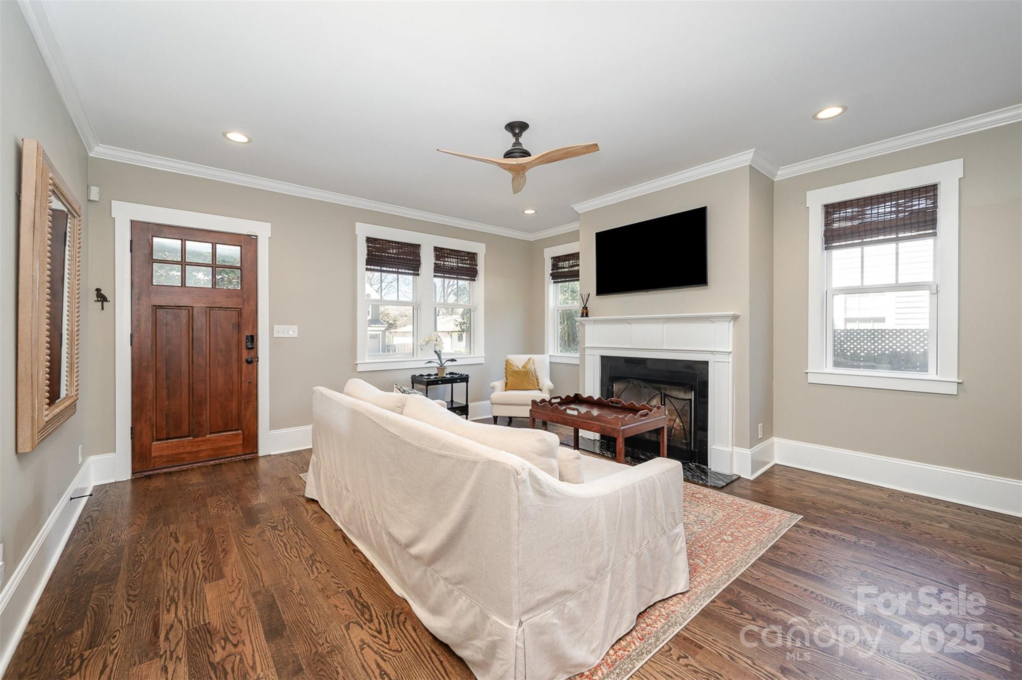 130 N Smallwood Place