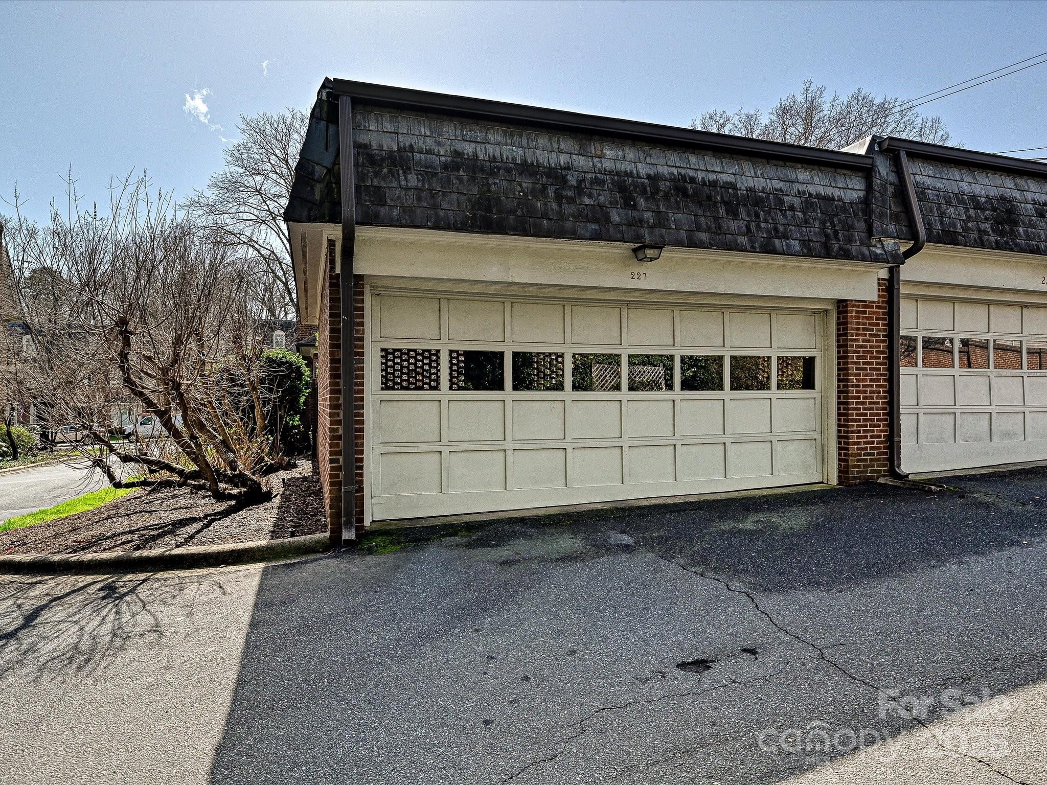 227 Perrin Place