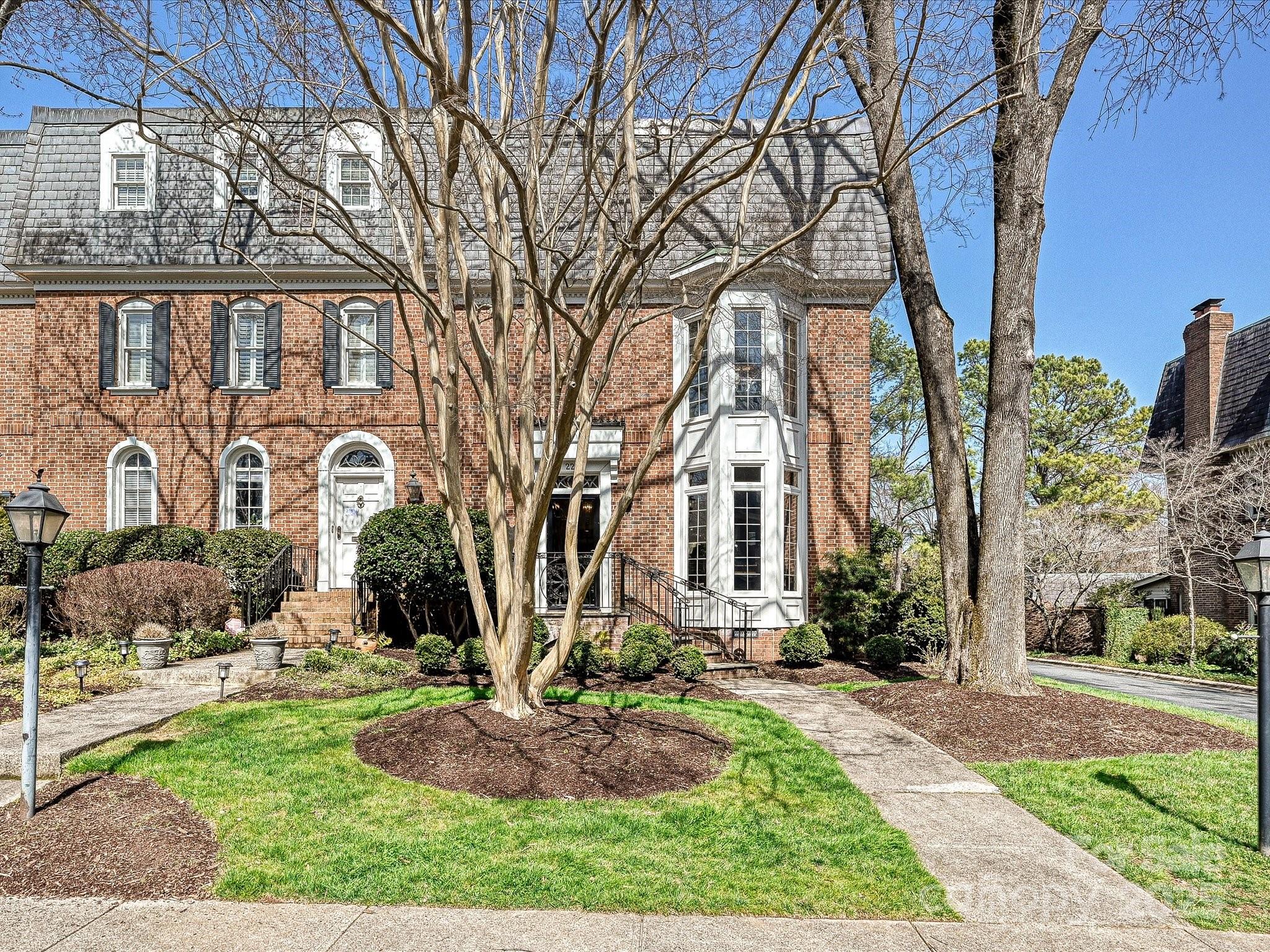 227 Perrin Place