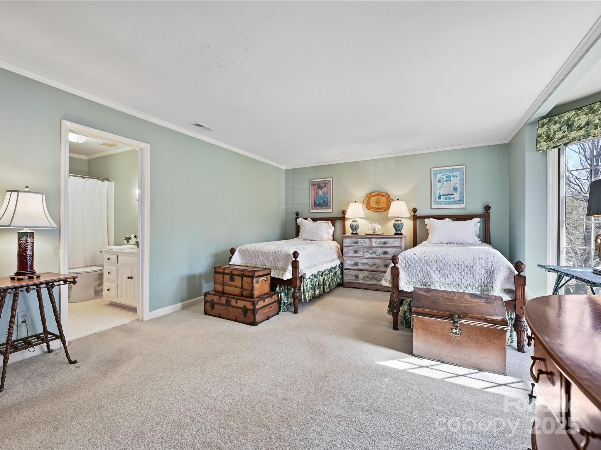 227 Perrin Place