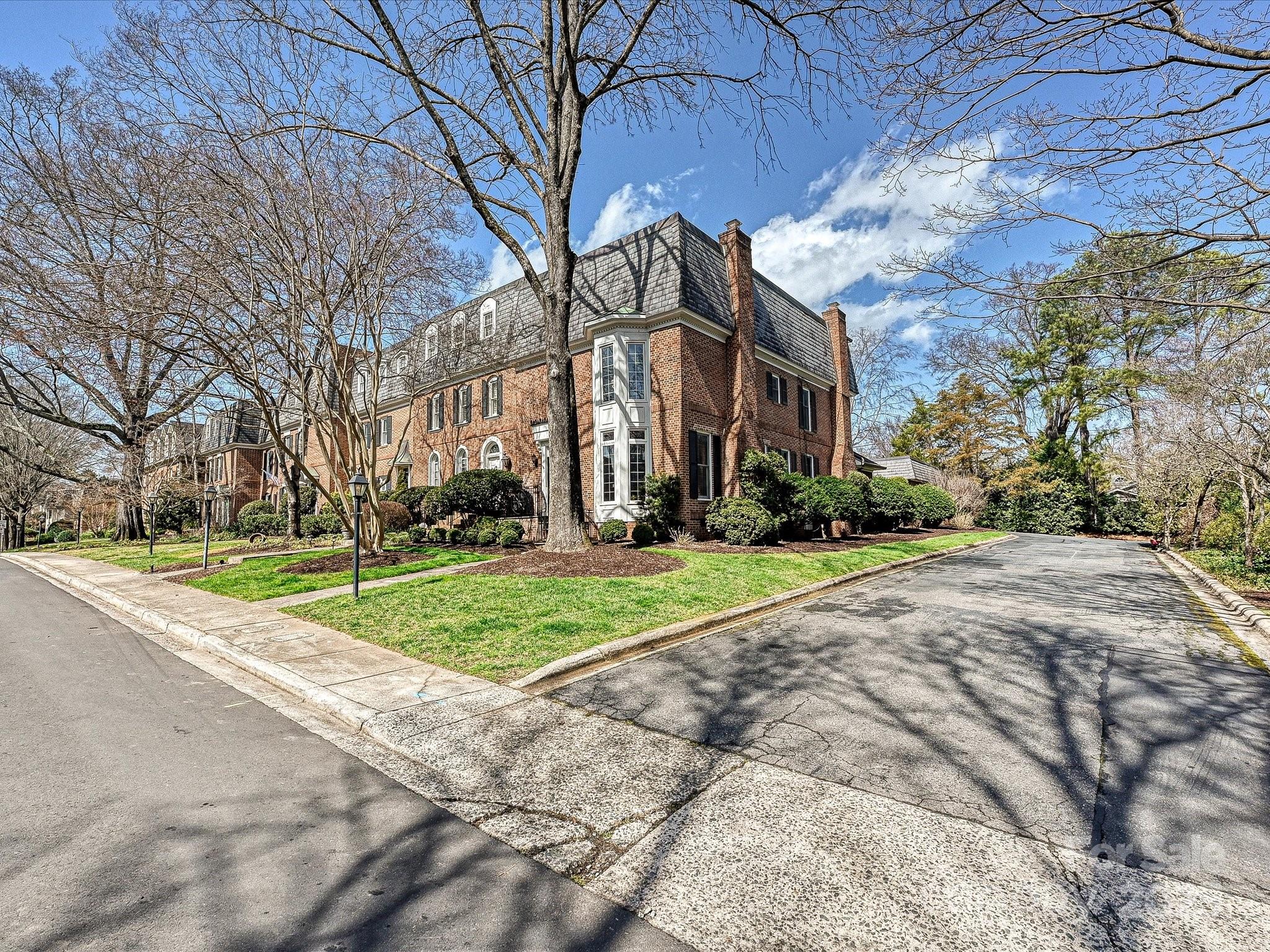 227 Perrin Place