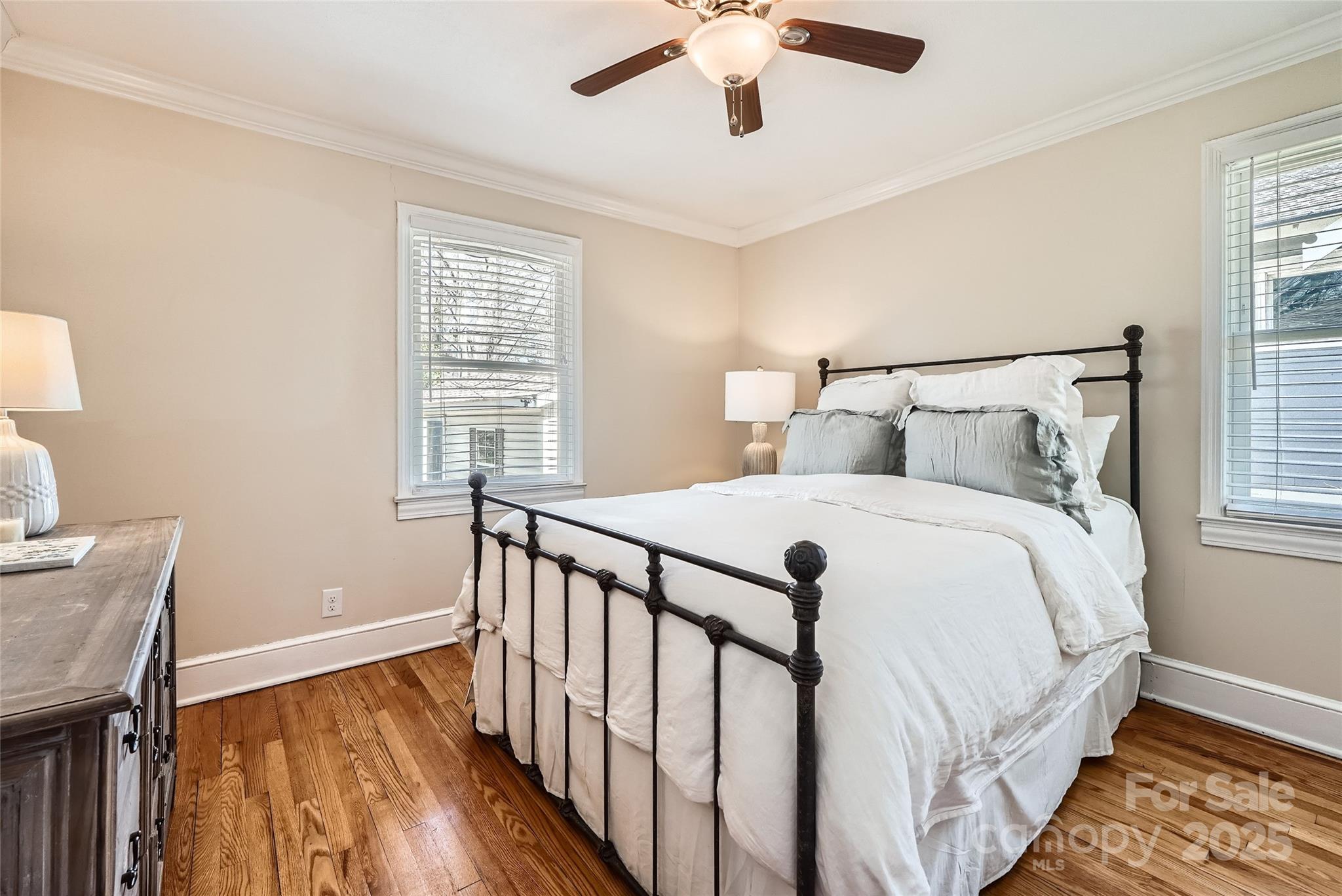 1409 Cortland Road W