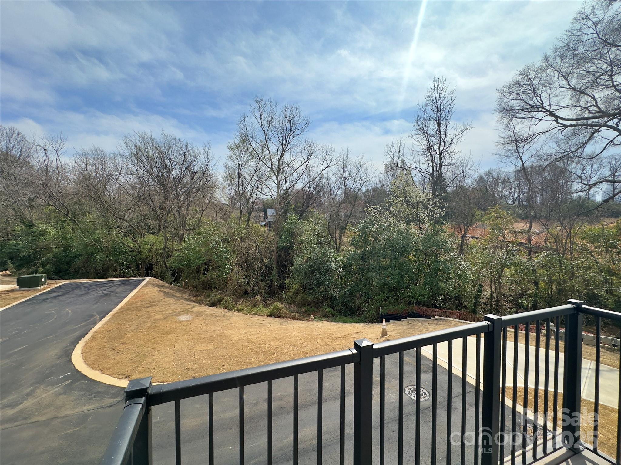 2043 Clarksdale Drive Unit: 31