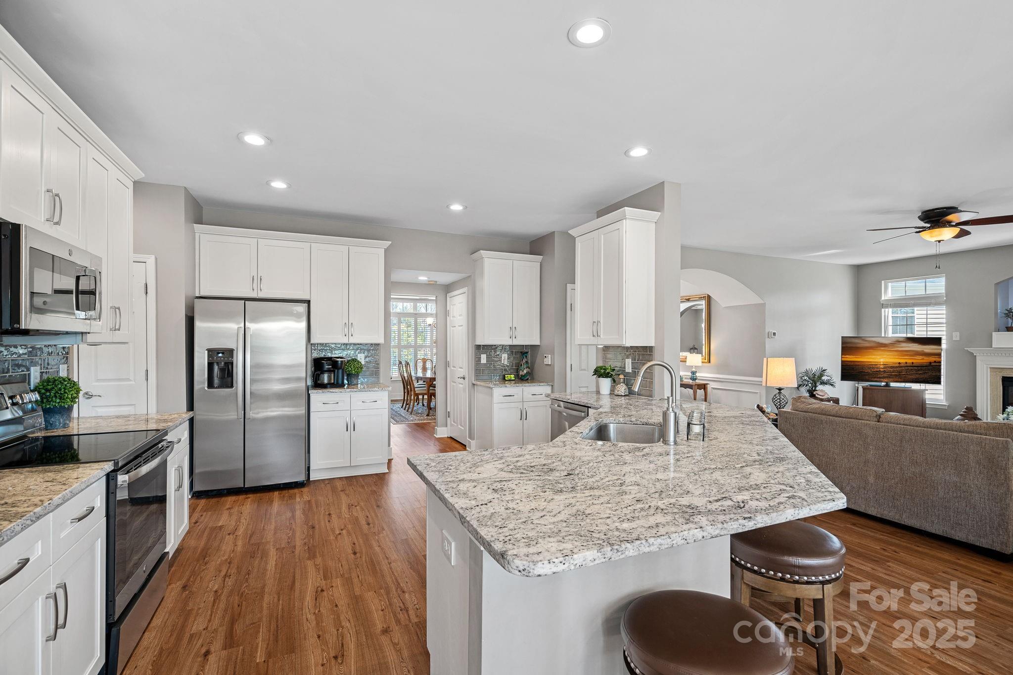15300 Marshfield Court