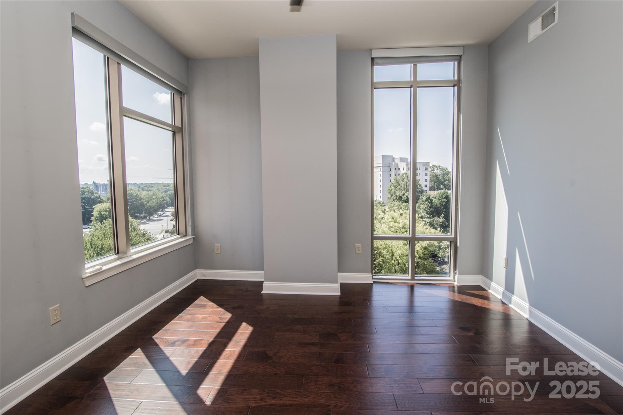701 Royal Court