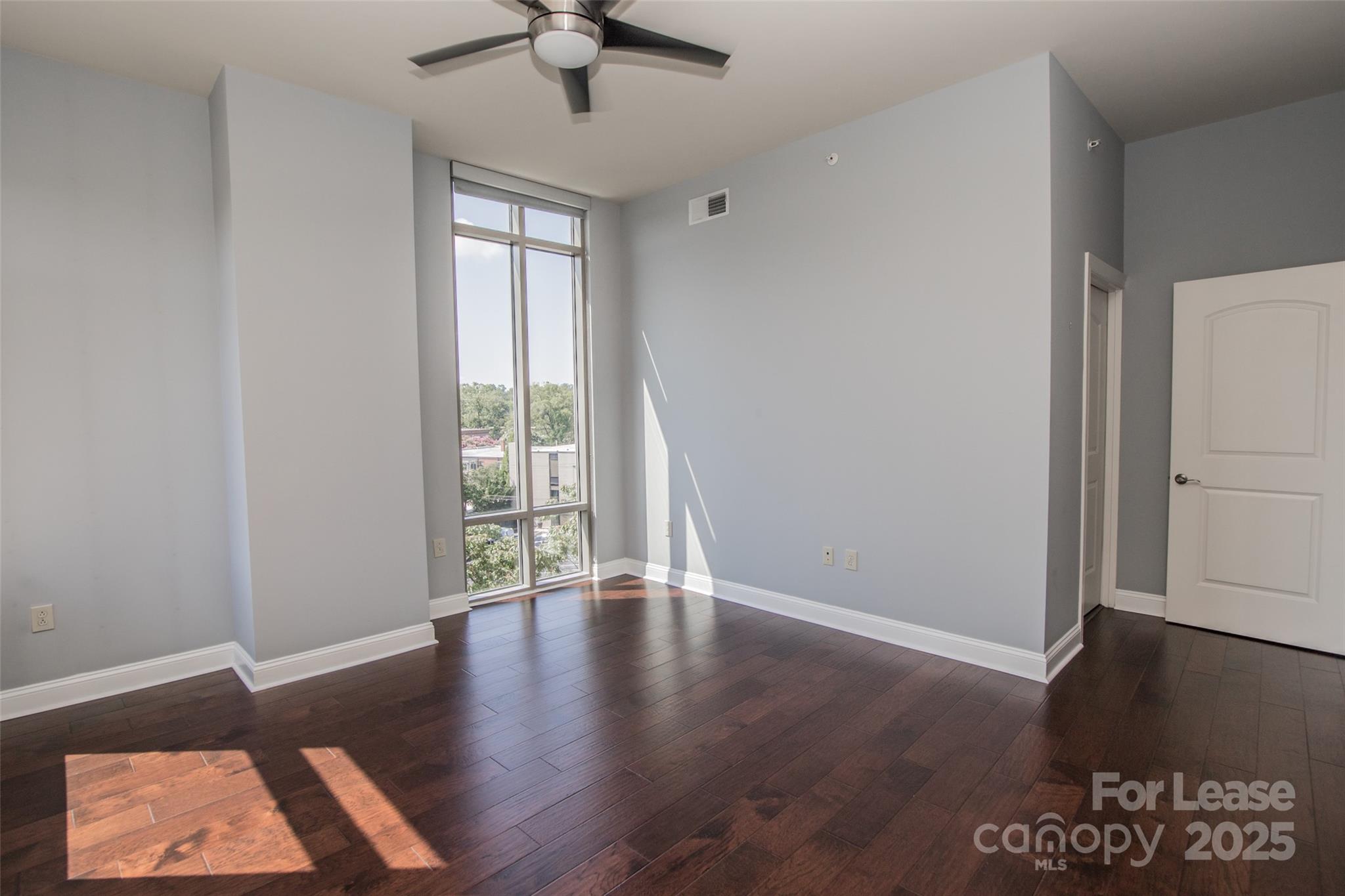 701 Royal Court