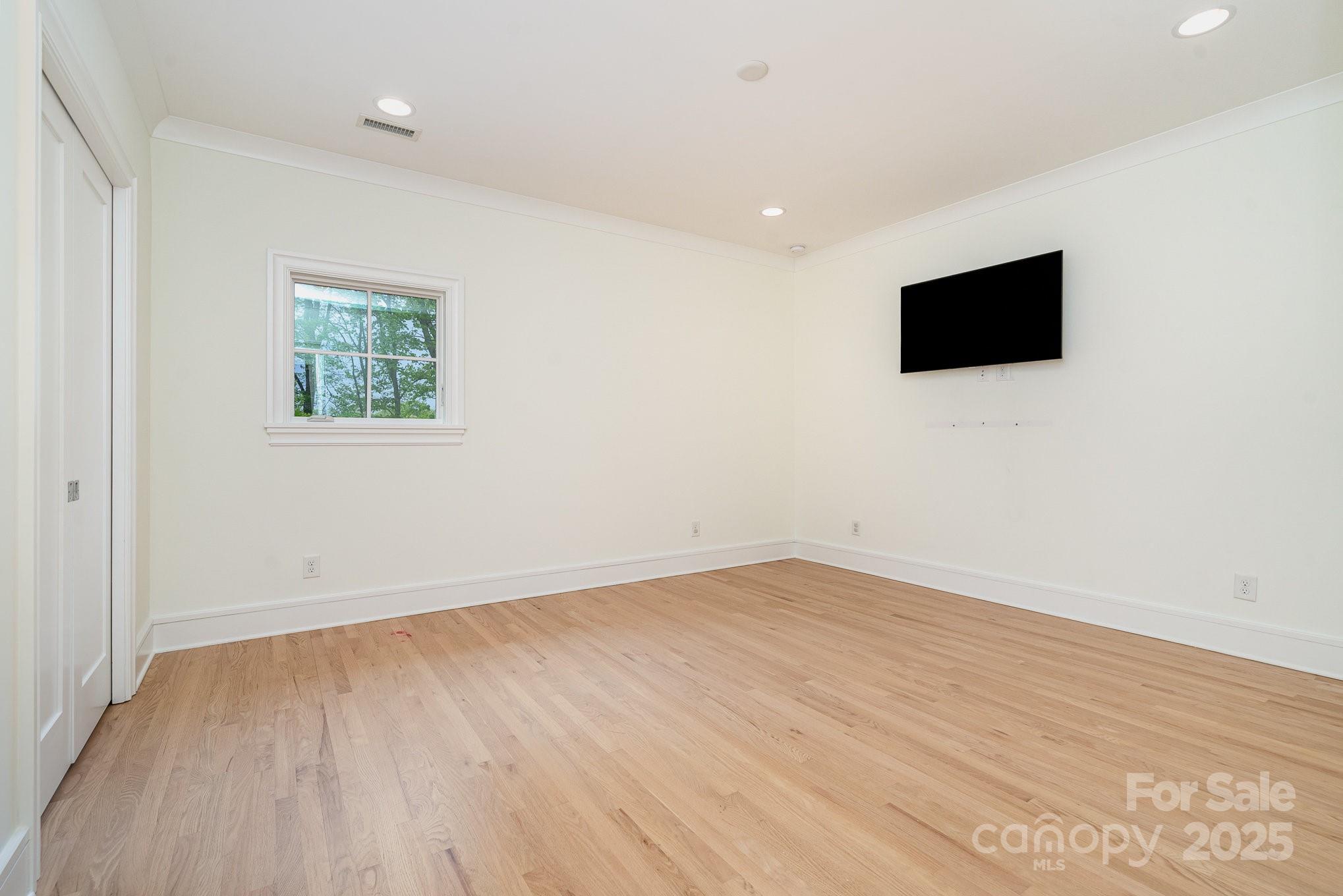 1665 Sterling Road
