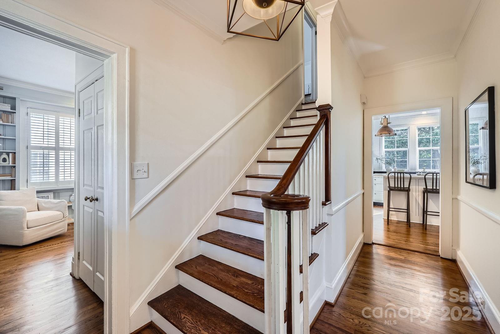 3133 Selwyn Ave