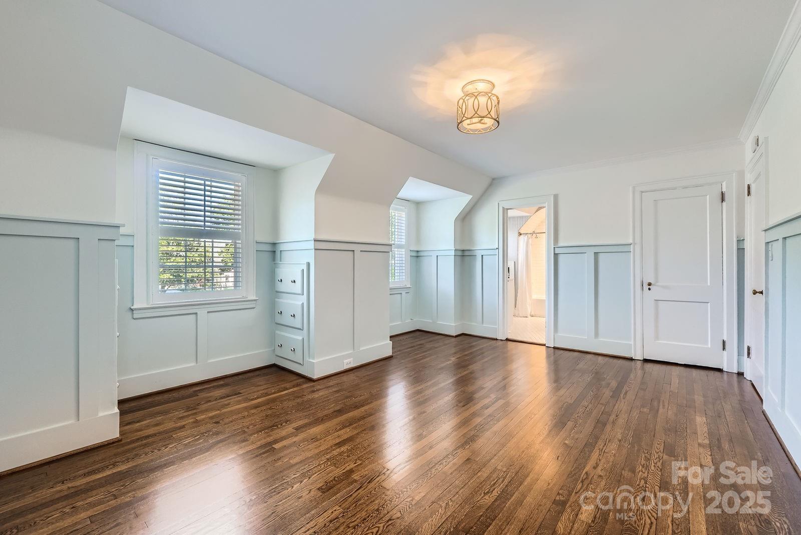 3133 Selwyn Ave