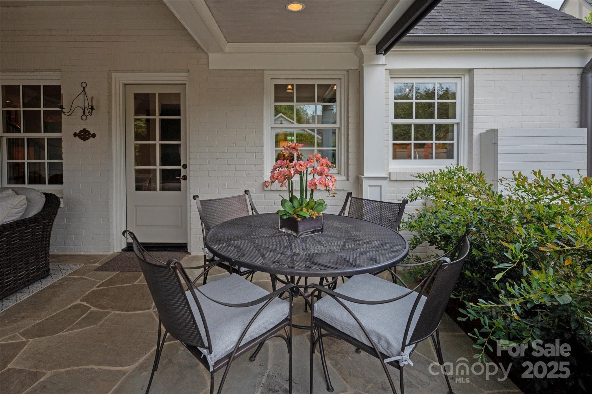 2237 Colony Road