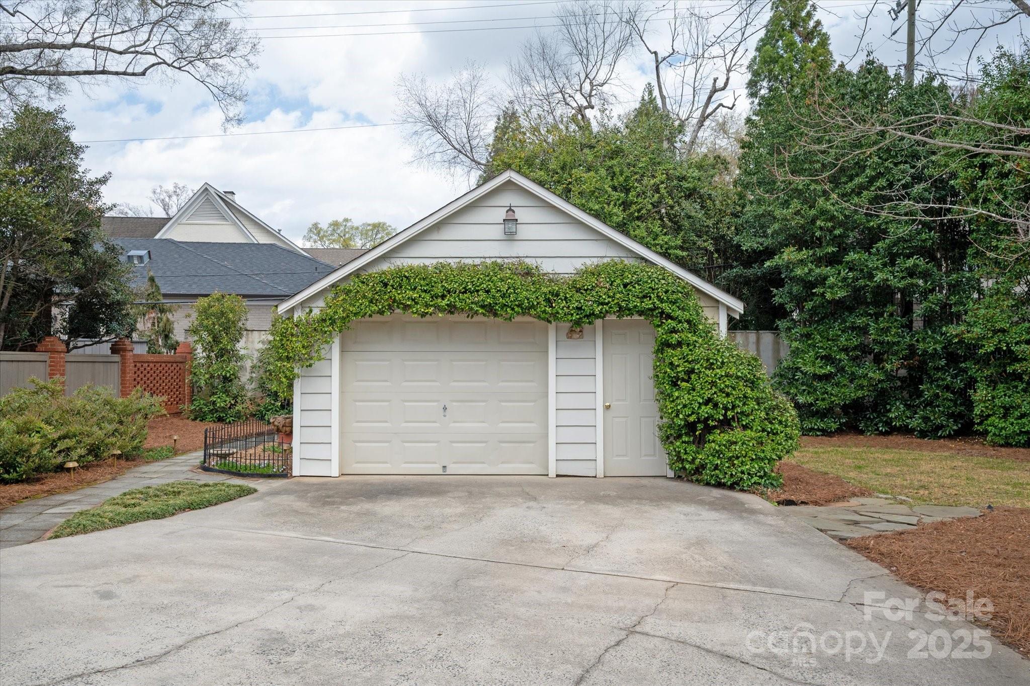 2237 Colony Road