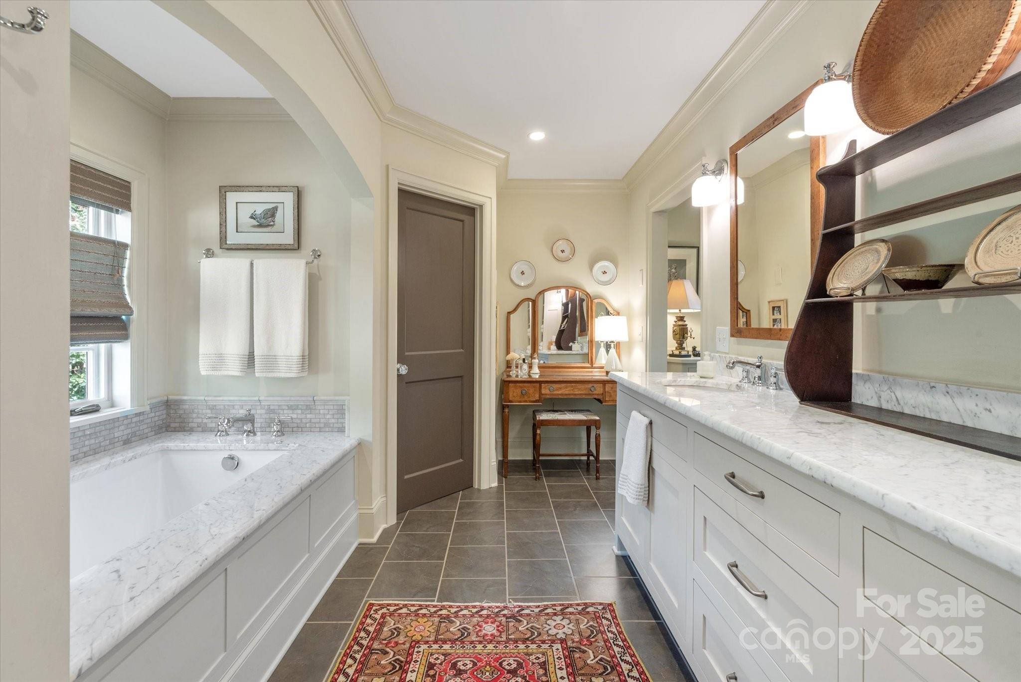 2237 Colony Road