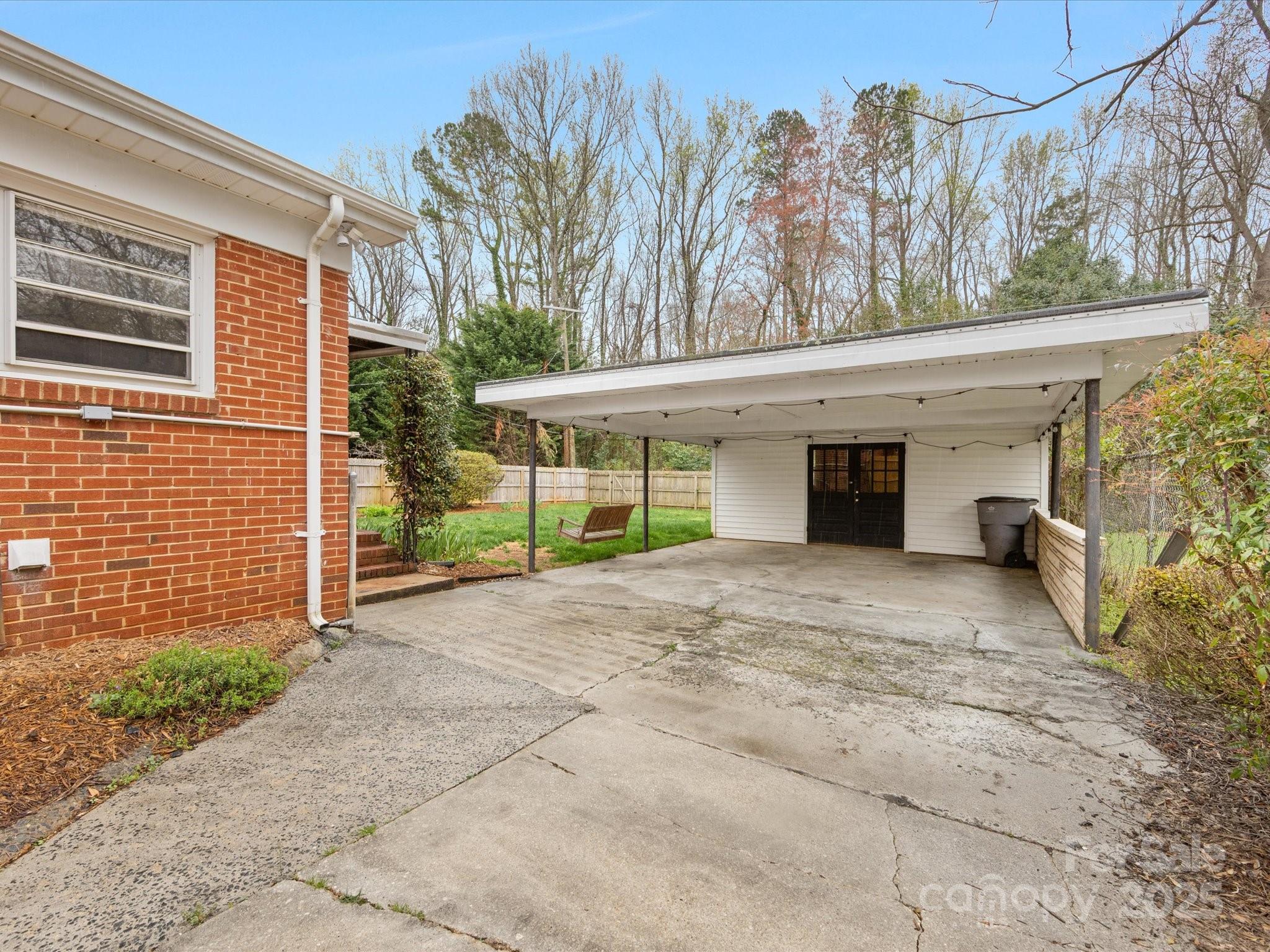 2908 Enfield Road