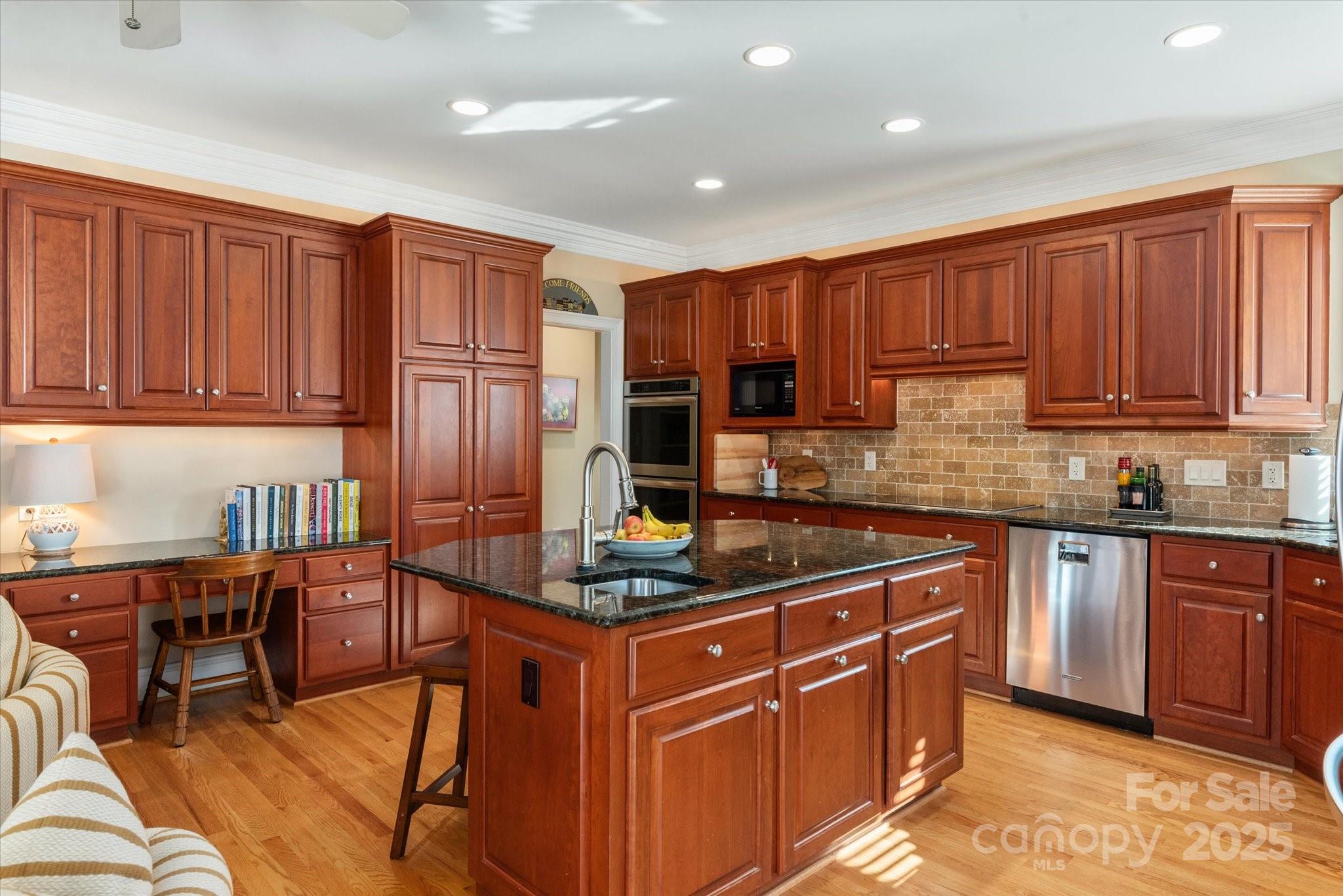 6510 Seton House Lane