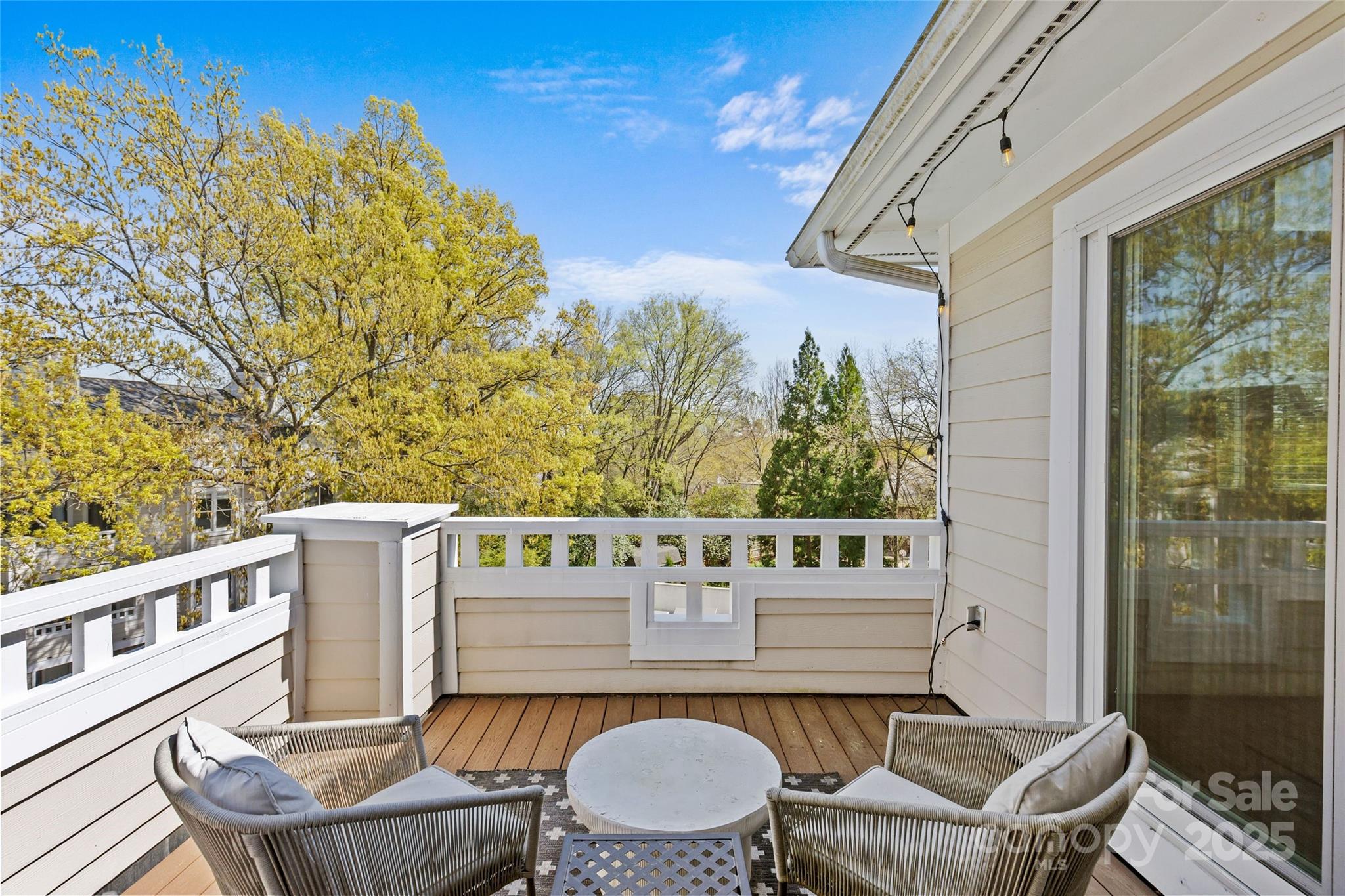 2719 Selwyn Avenue Unit: 24