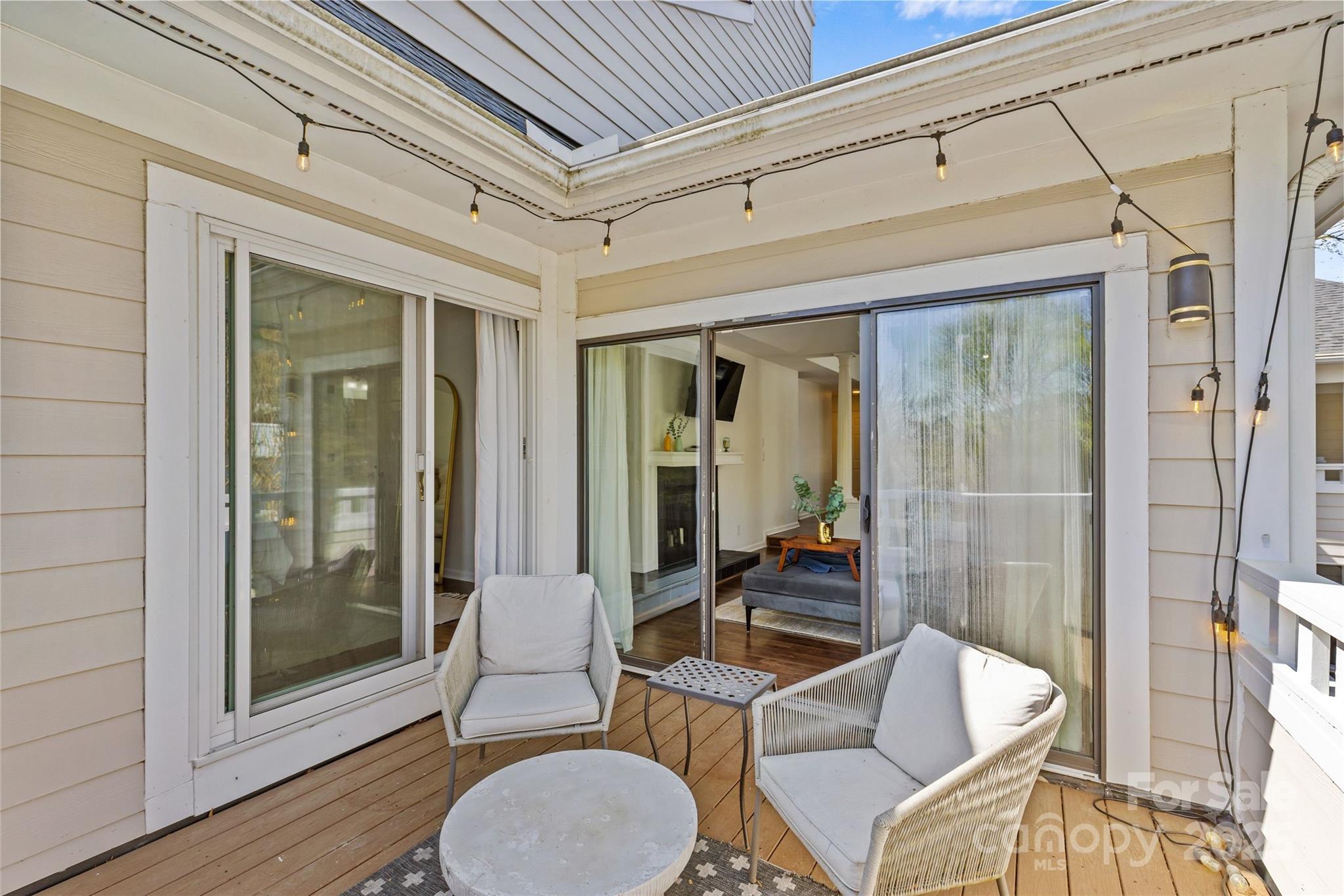 2719 Selwyn Avenue Unit: 24