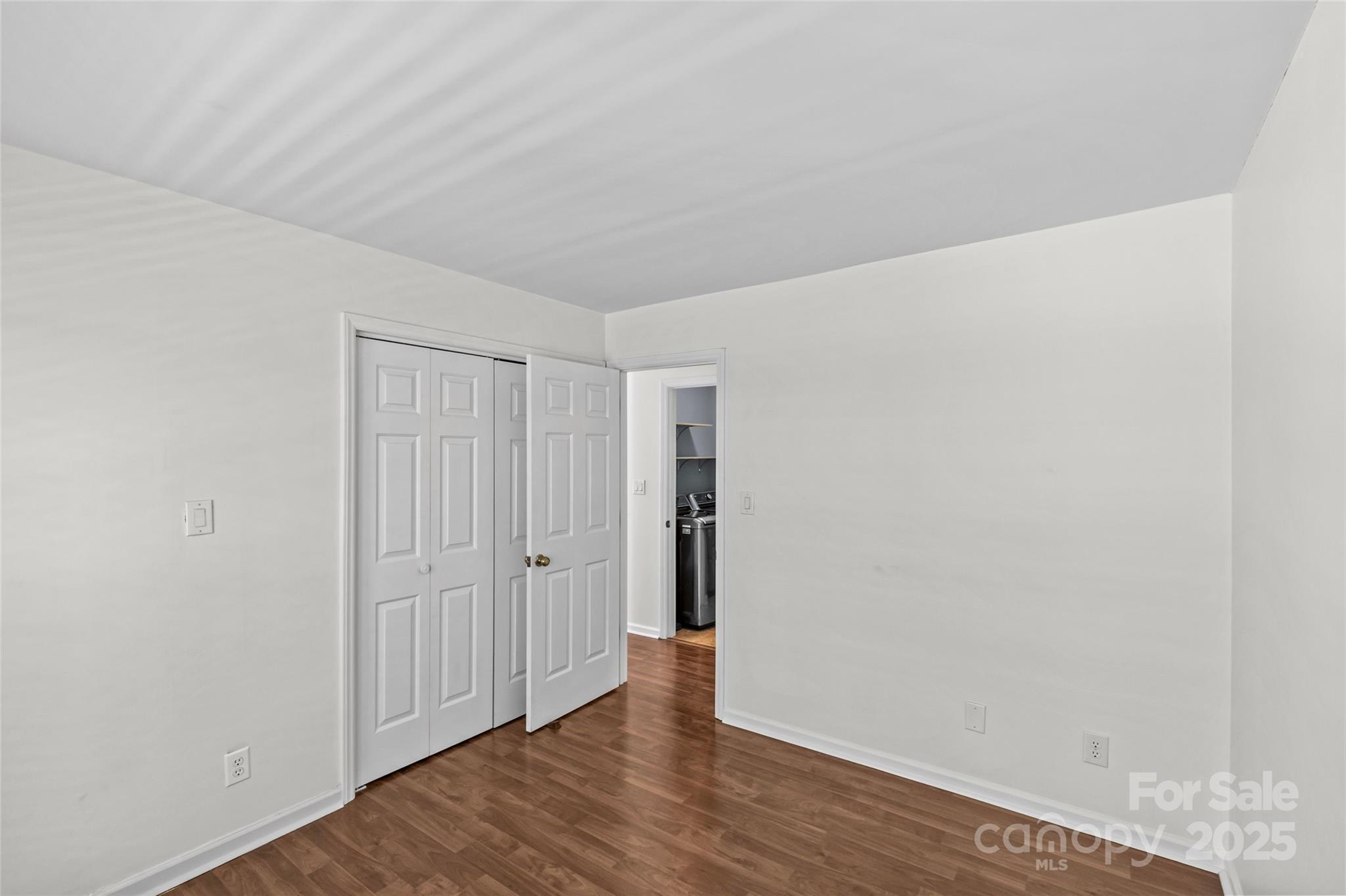 2719 Selwyn Avenue Unit: 24