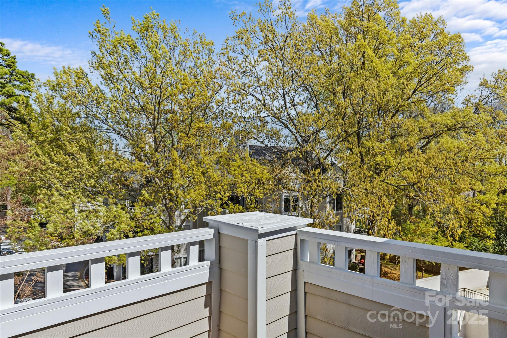 2719 Selwyn Avenue Unit: 24