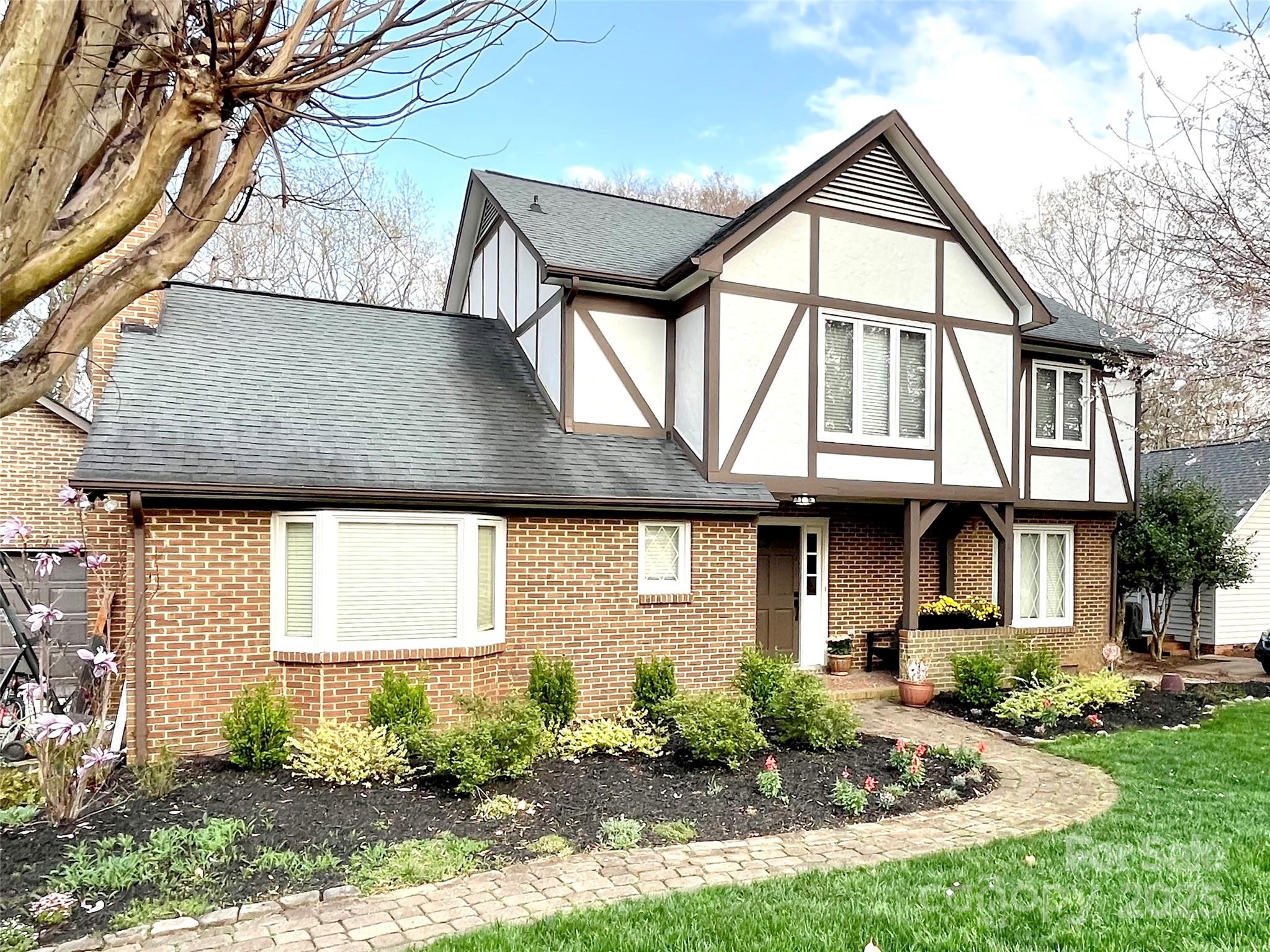 5217 Camilla Drive