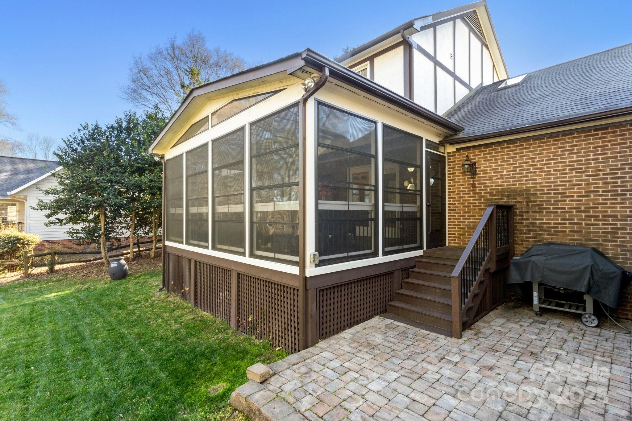 5217 Camilla Drive