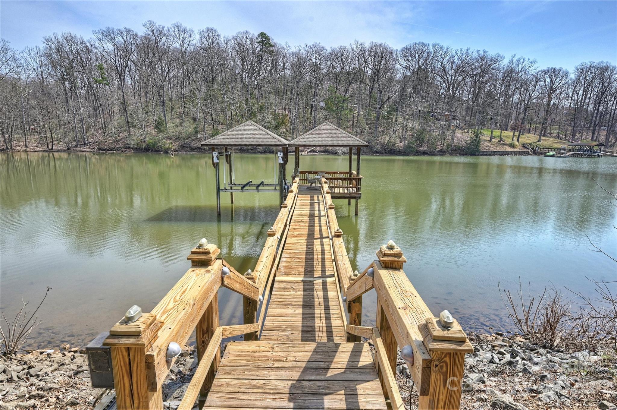 8720 Island Point Road