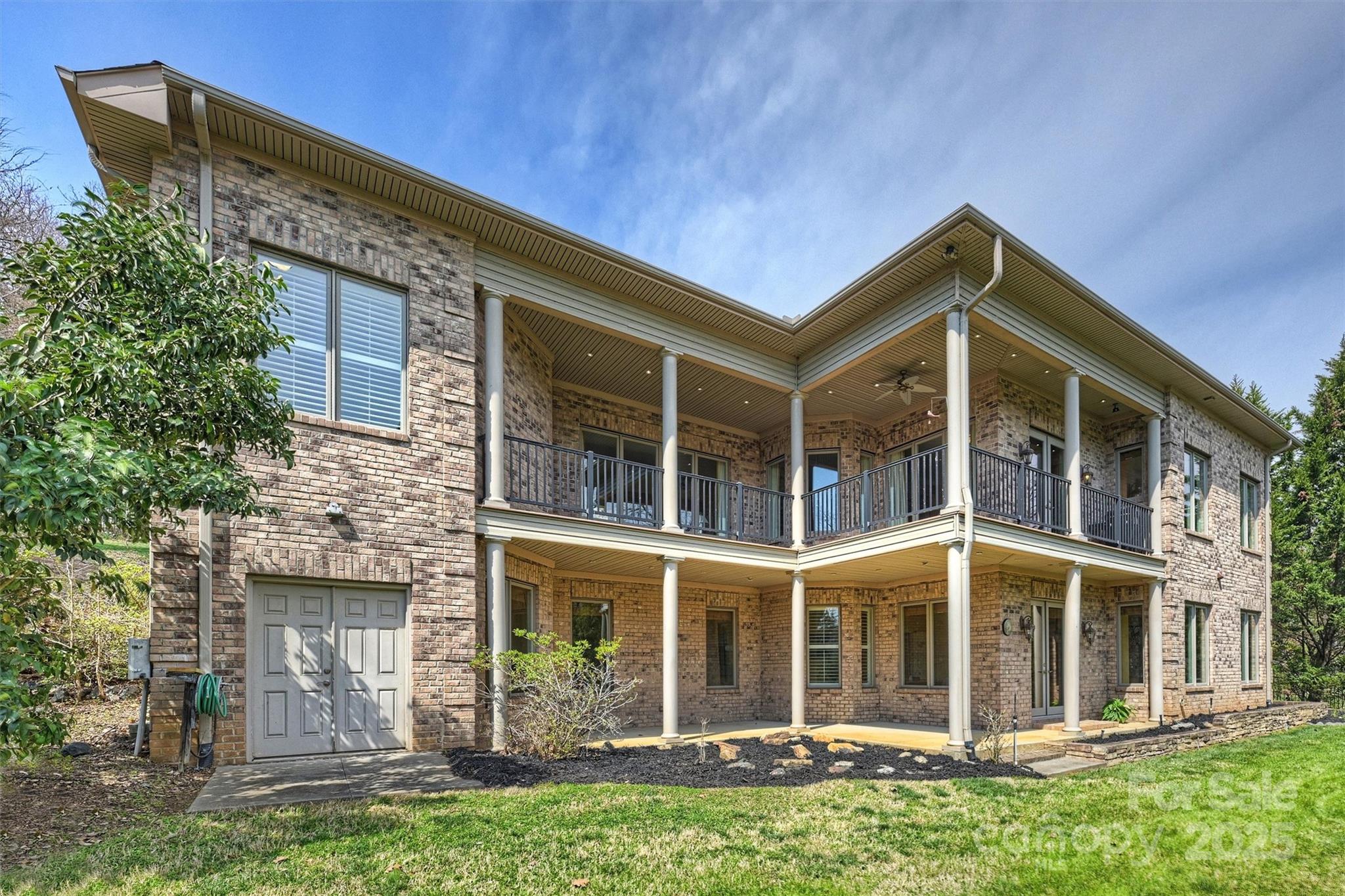 8720 Island Point Road