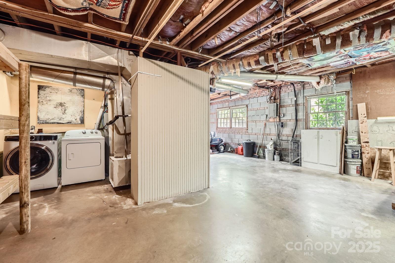 2144 Shadyview Drive