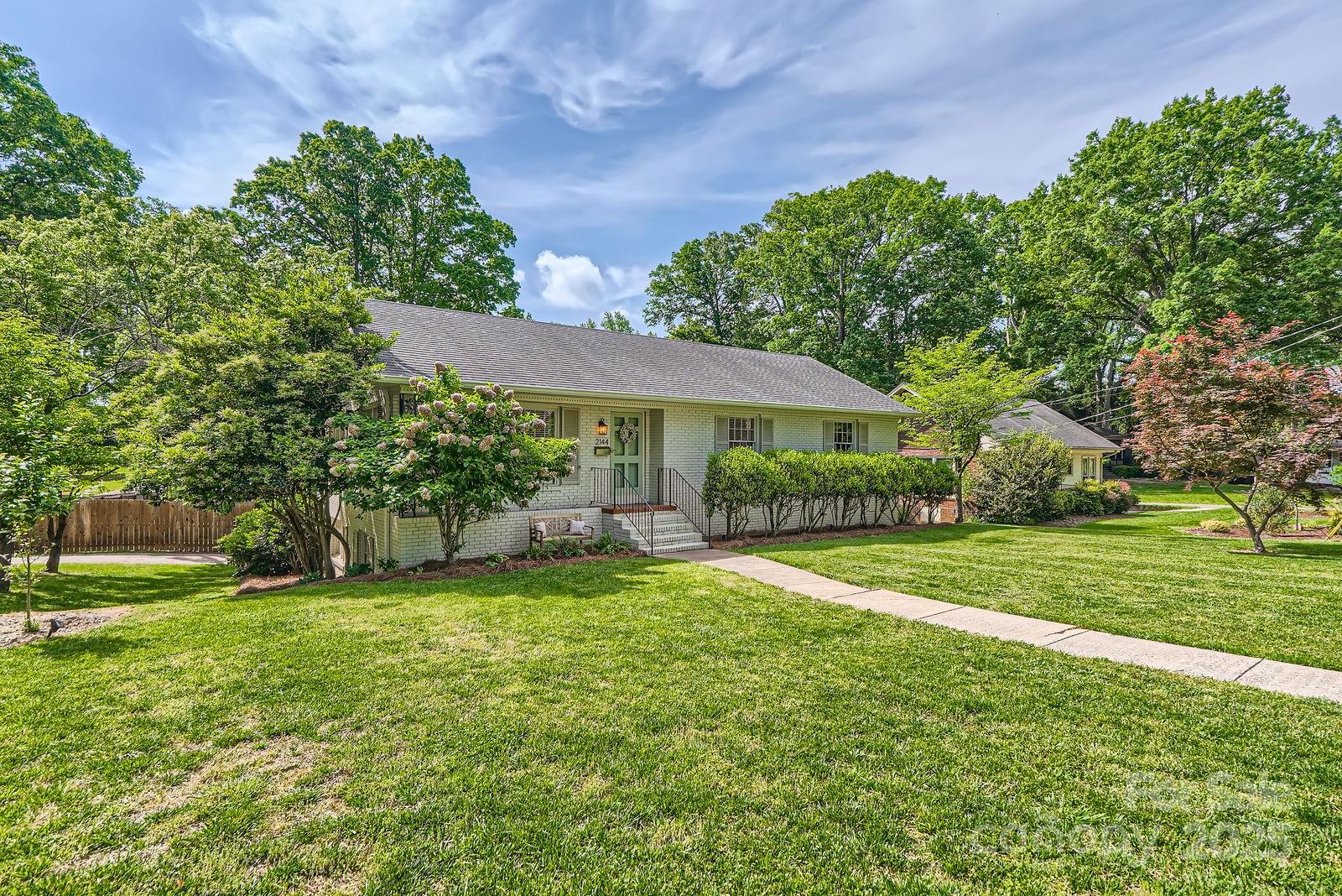 2144 Shadyview Drive