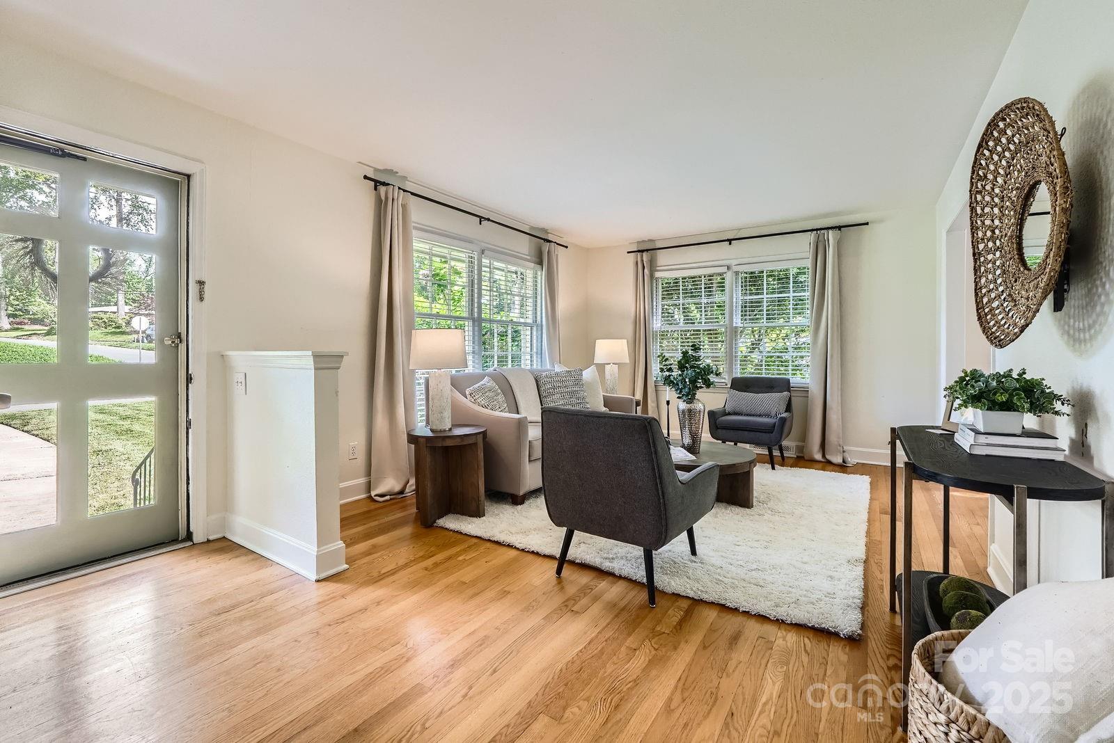 2144 Shadyview Drive