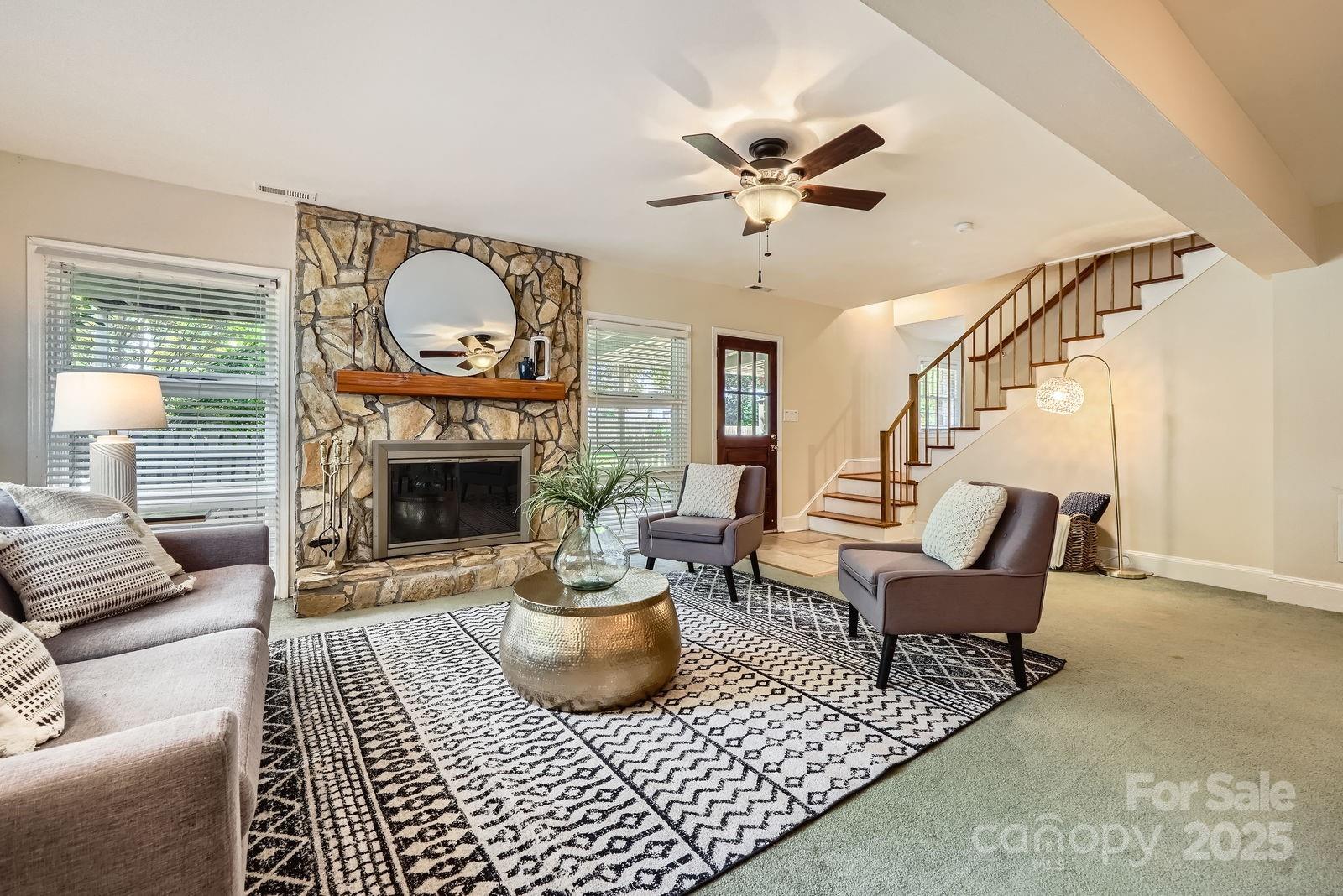 2144 Shadyview Drive