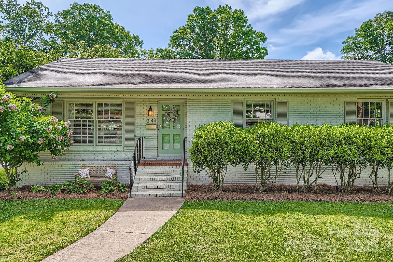 2144 Shadyview Drive
