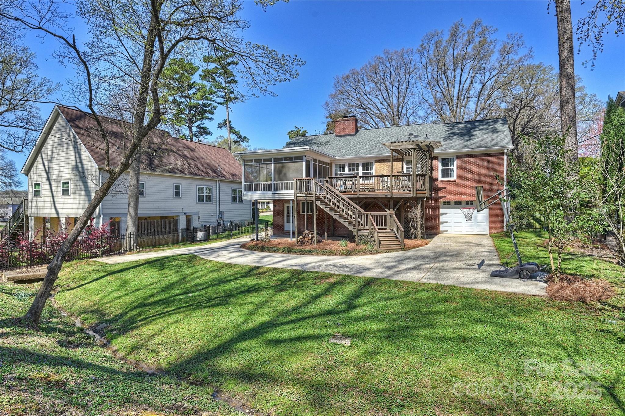 138 Scofield Road