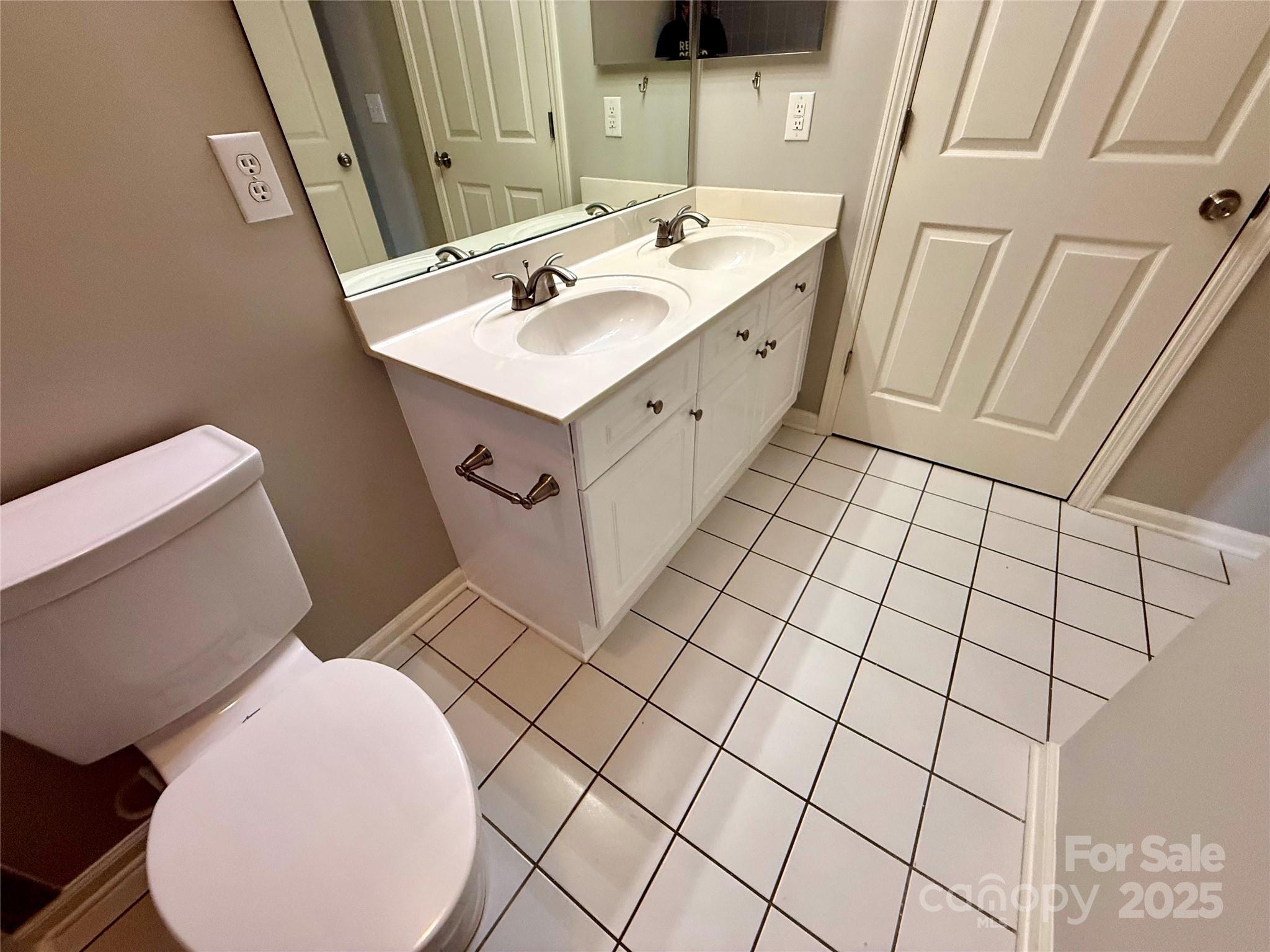 4930 Sardis Road Unit: C