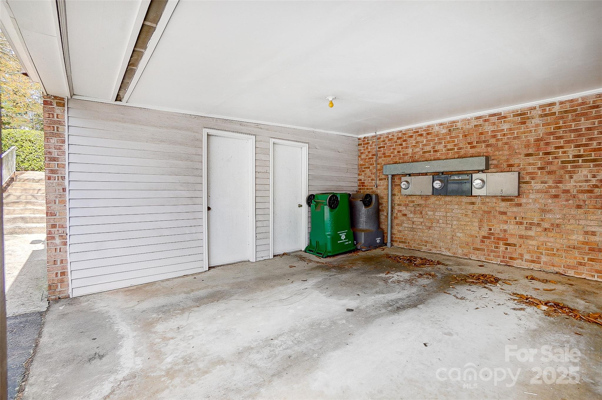 7213 Quail Meadow Lane