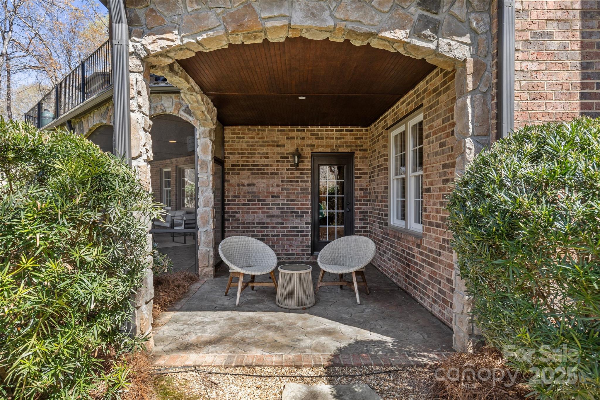 5449 Callander Court