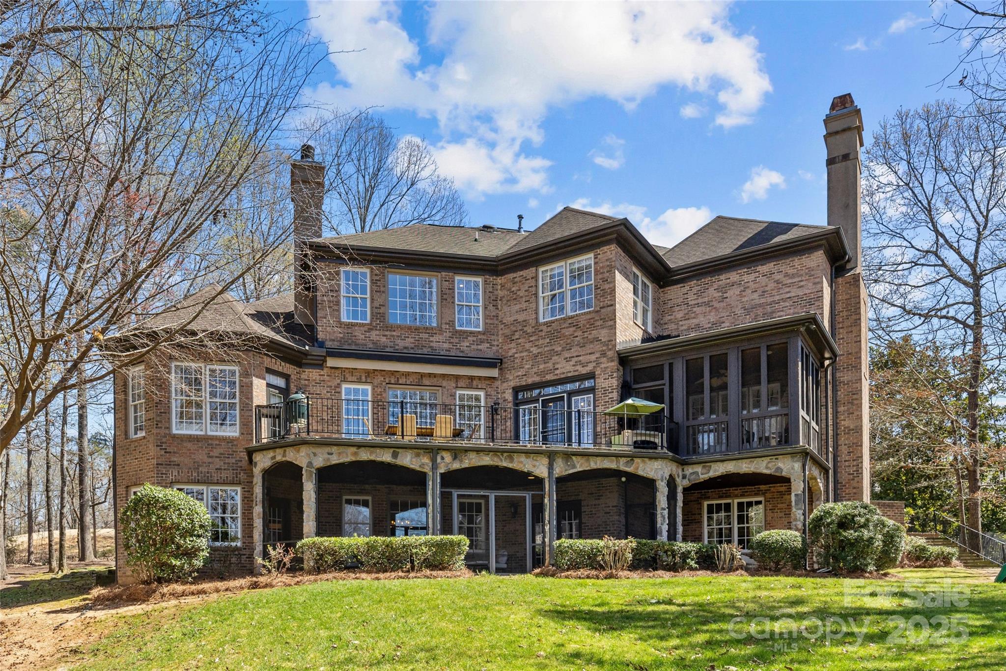 5449 Callander Court