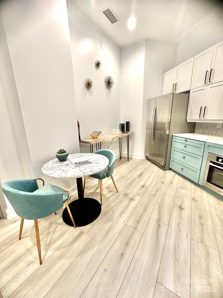 333 W Trade Street Unit: 2601