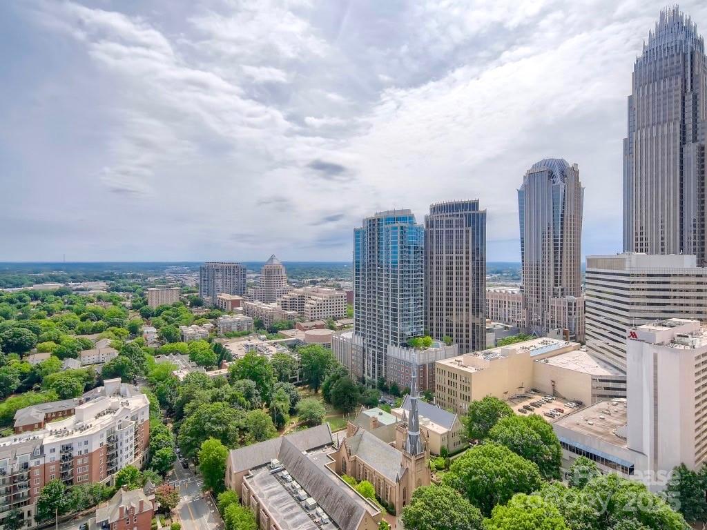 333 W Trade Street Unit: 2601