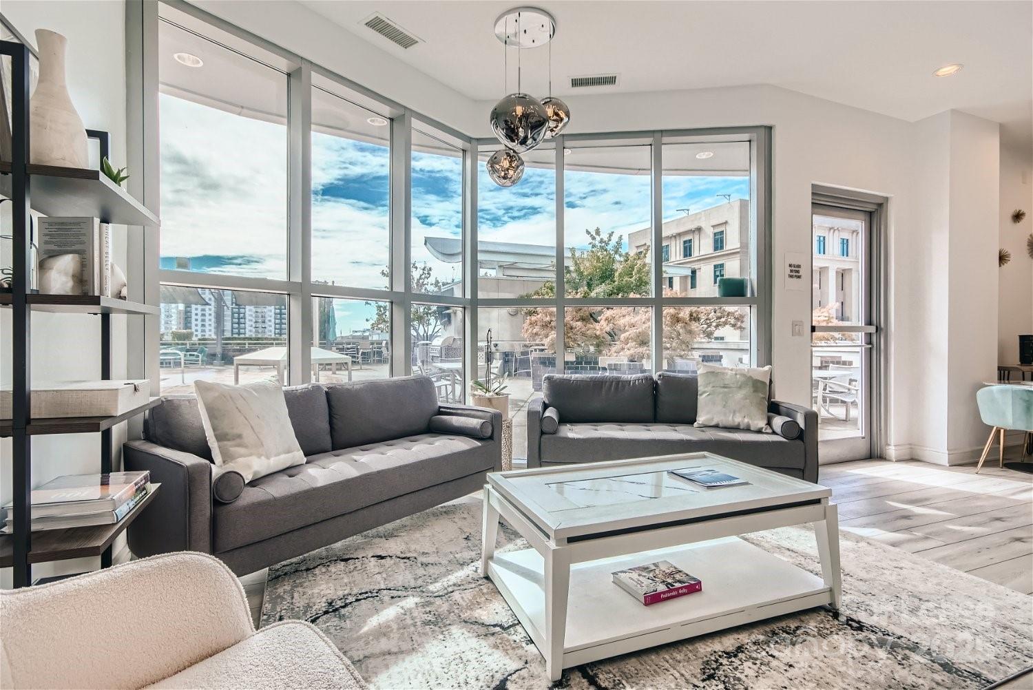 333 W Trade Street Unit: 2601